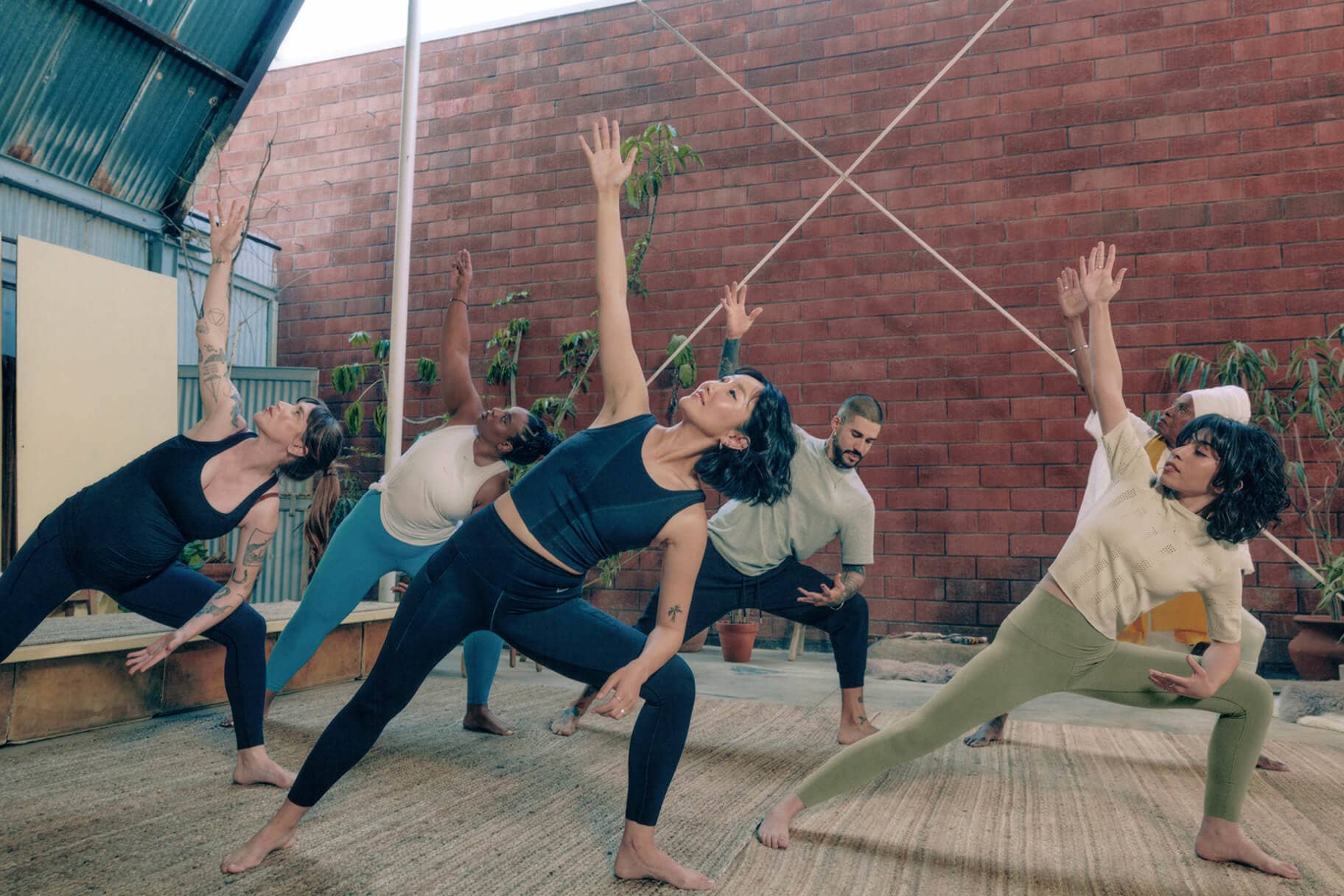 Accessori yoga: ecco tutto quello di cui potresti aver bisogno