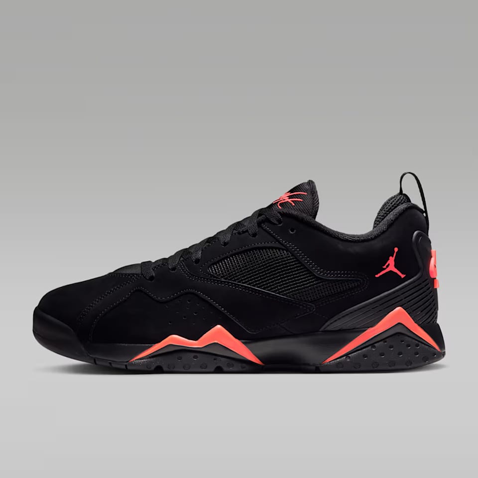 Jordan. Nike RO
