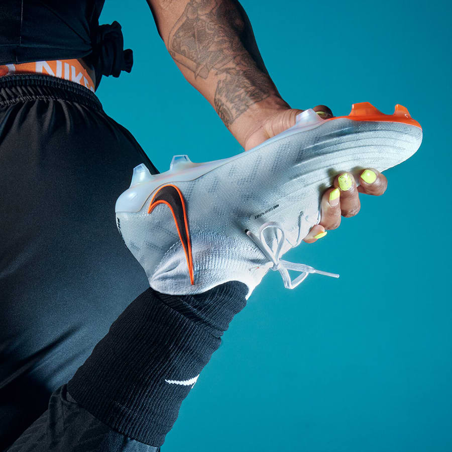 Cómo elegir la talla adecuada de botas de fútbol. Nike ES