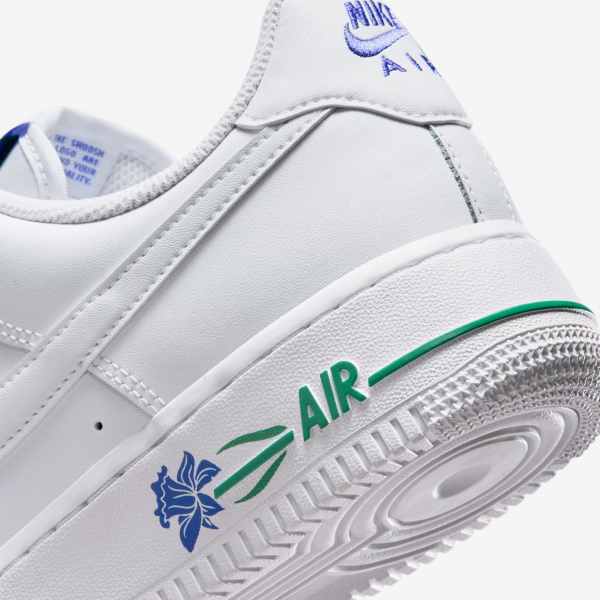 Women's Shoes, Clothing & Accessories. Nike CA