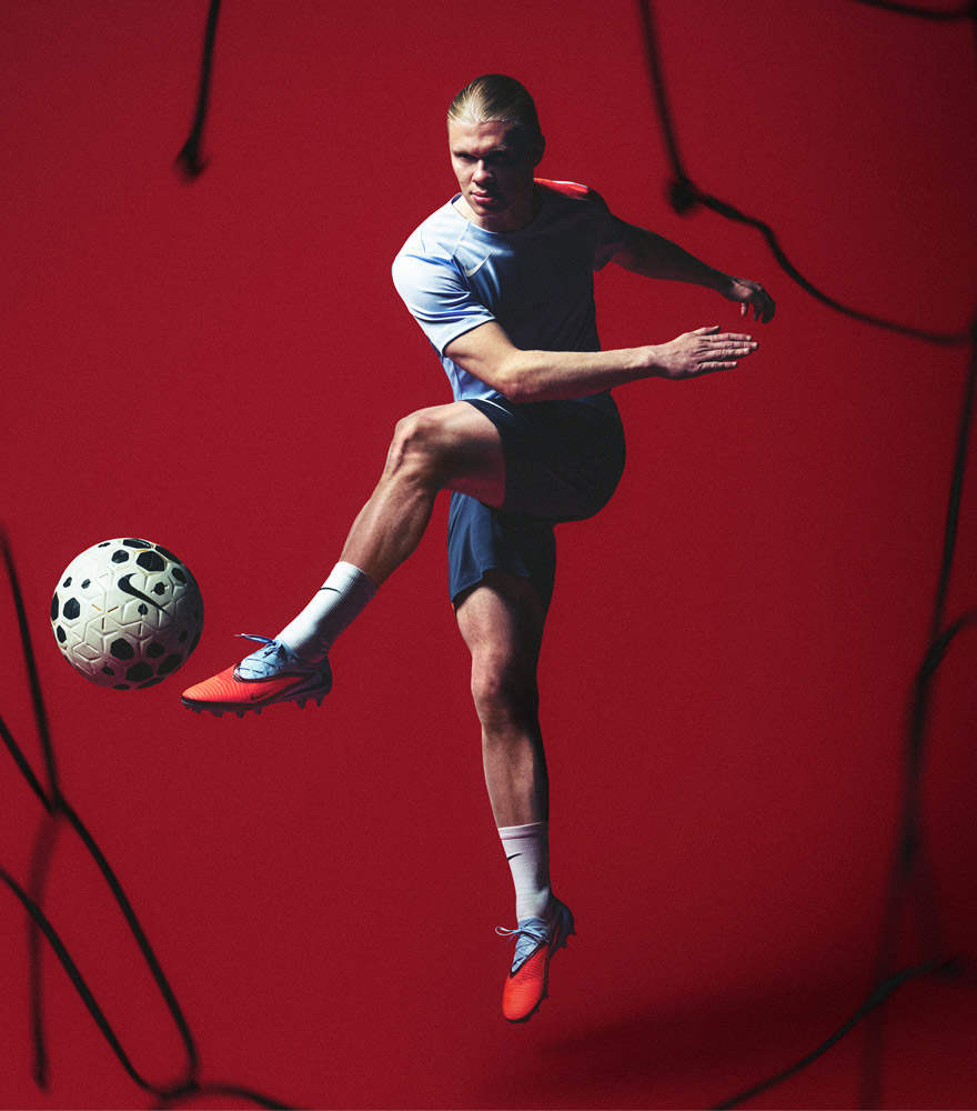 NIKEFOOTBALL.COM レアなノベルティ 楽天市場】ナイキ チーム ハッスル D 10 シューズ NIKE シューズ