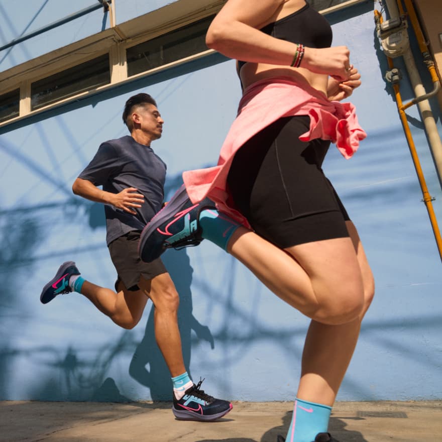 Pantalones escena Mendigar Nike Running. Nike IN