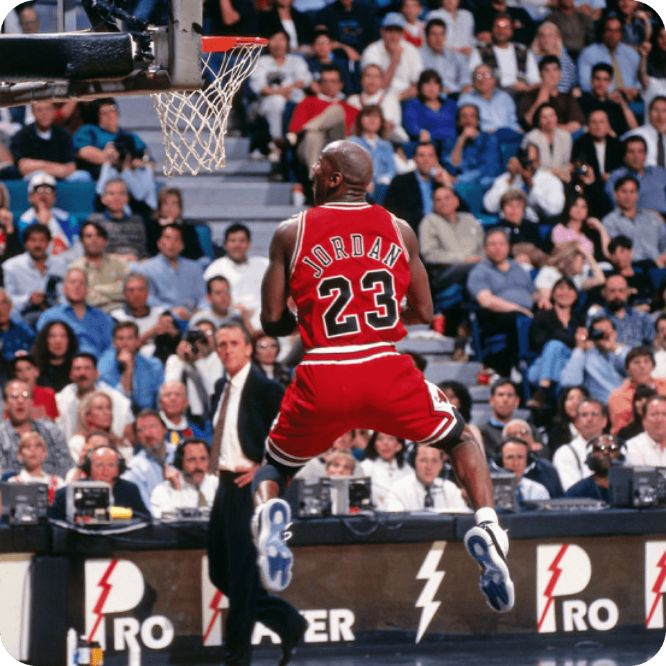 Air Jordan 12 Retro 'Gym Red', 11