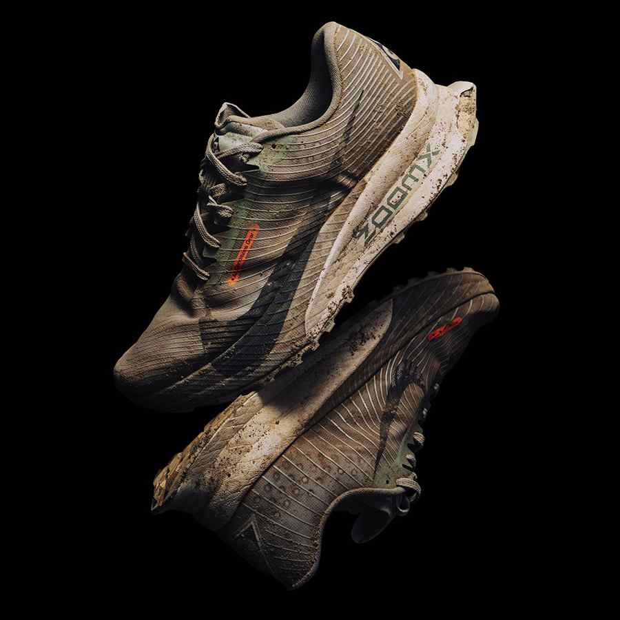 ワイルドさとスピードをもたらす設計：ナイキ ACG ウルトラ