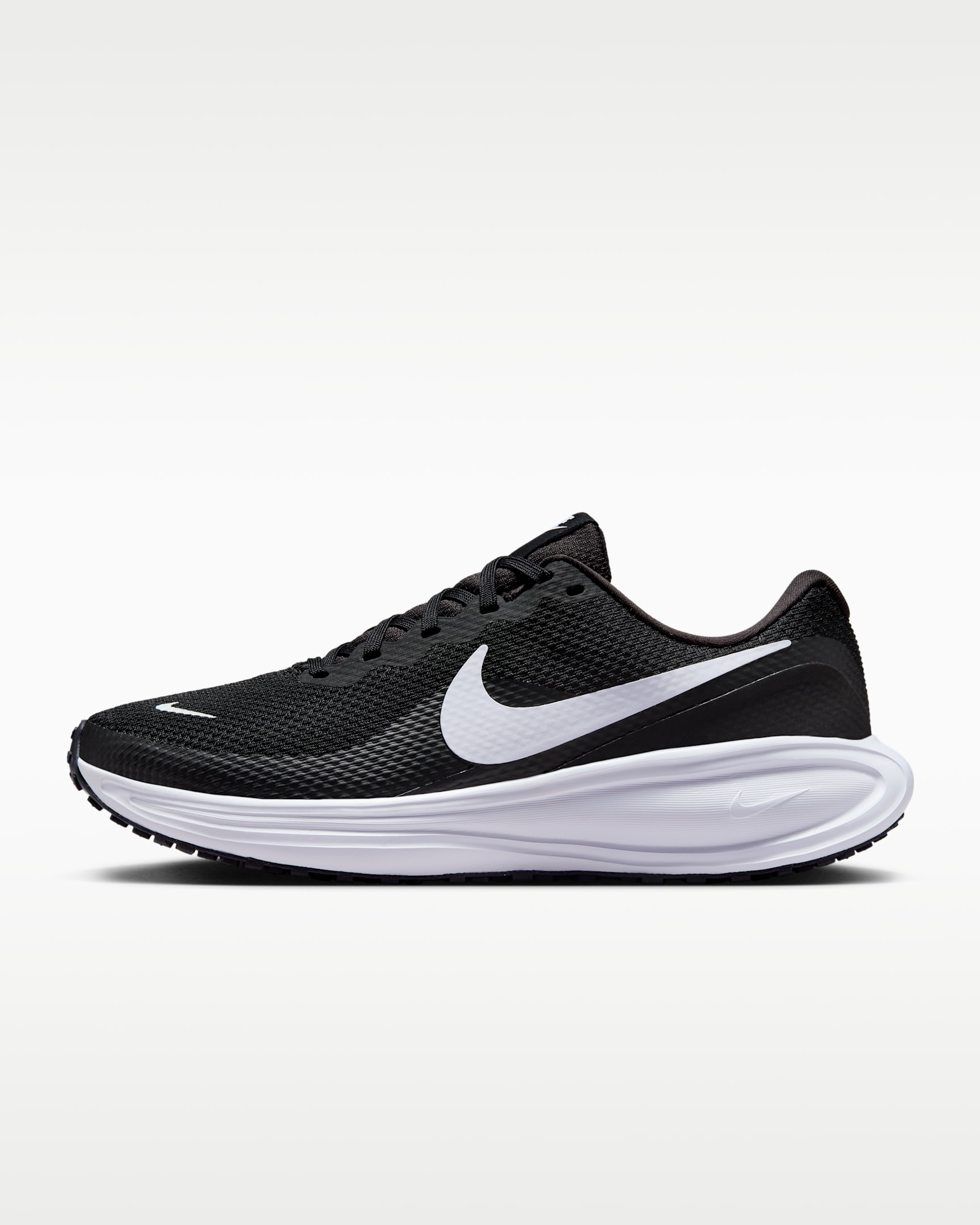 Nike Revolution 8