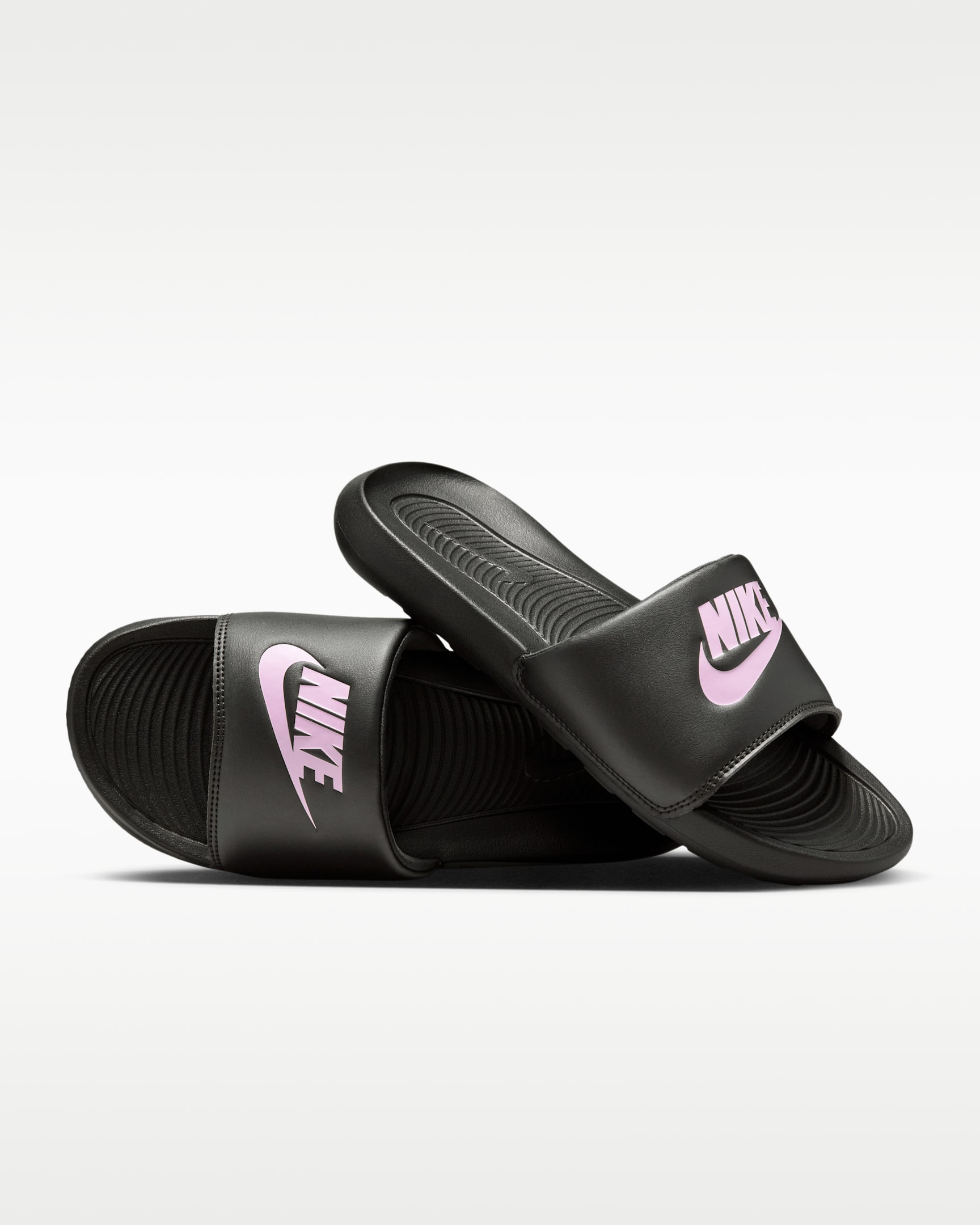 Nike Victori One
