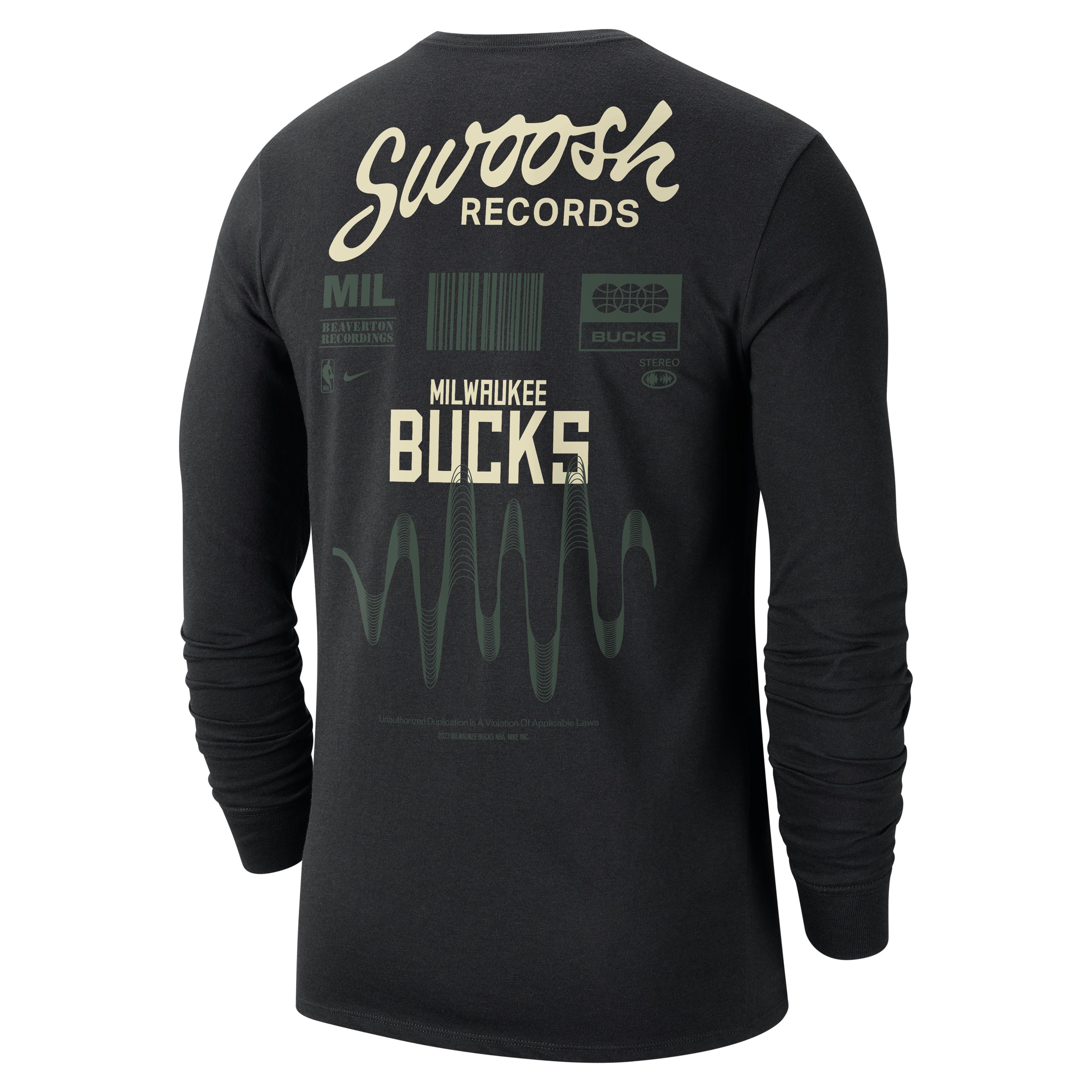 Milwaukee Bucks Essential Men's Nike NBA Long-Sleeve T-Shirt