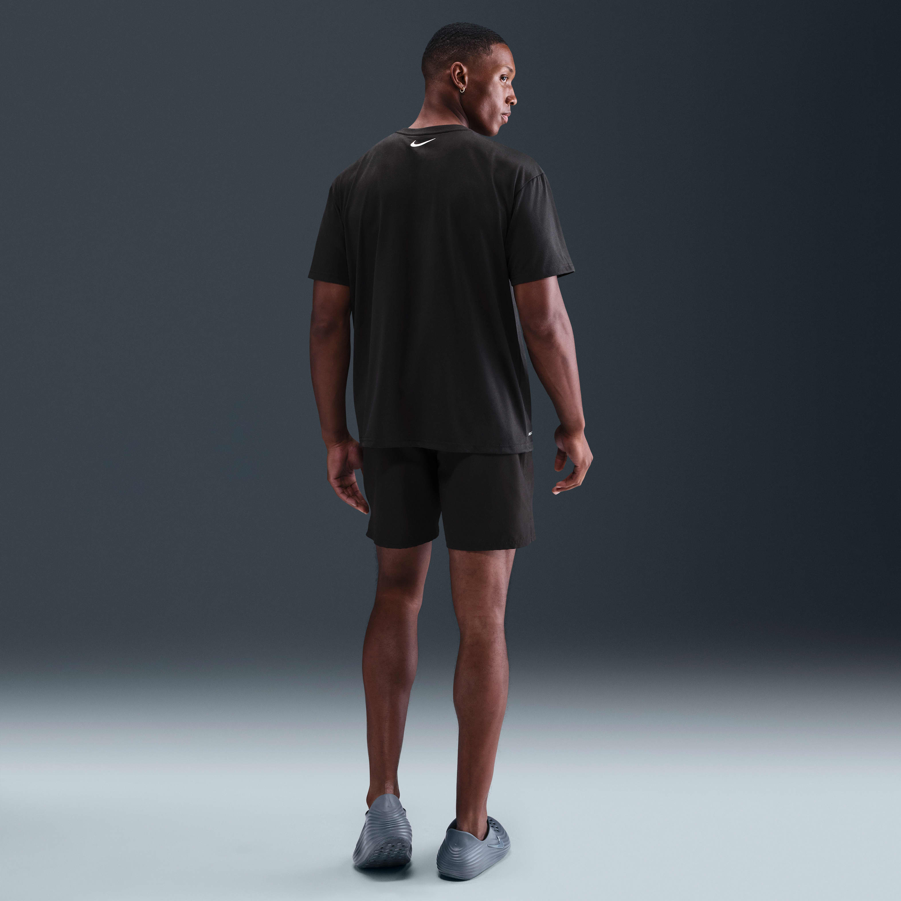 Nike Swim Swoosh Hydroguard Men's Short-Sleeve Top
