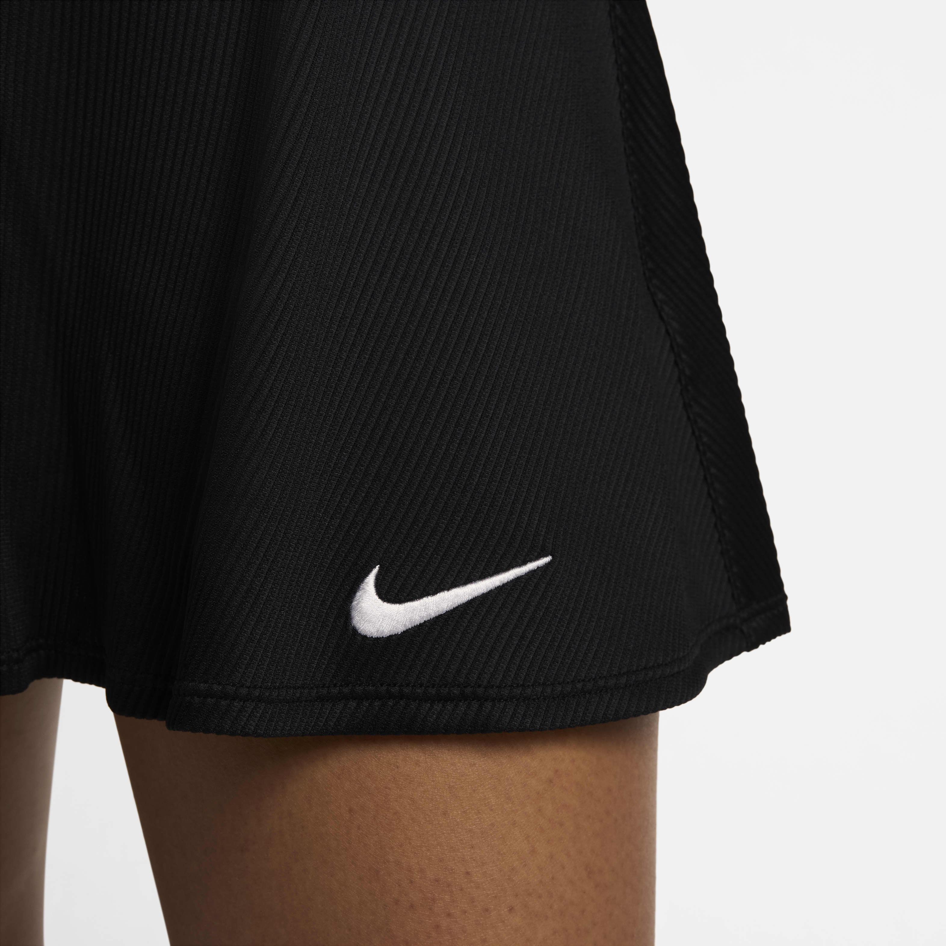 NikeCourt Advantage Women's Dri-FIT Tennis Skirt