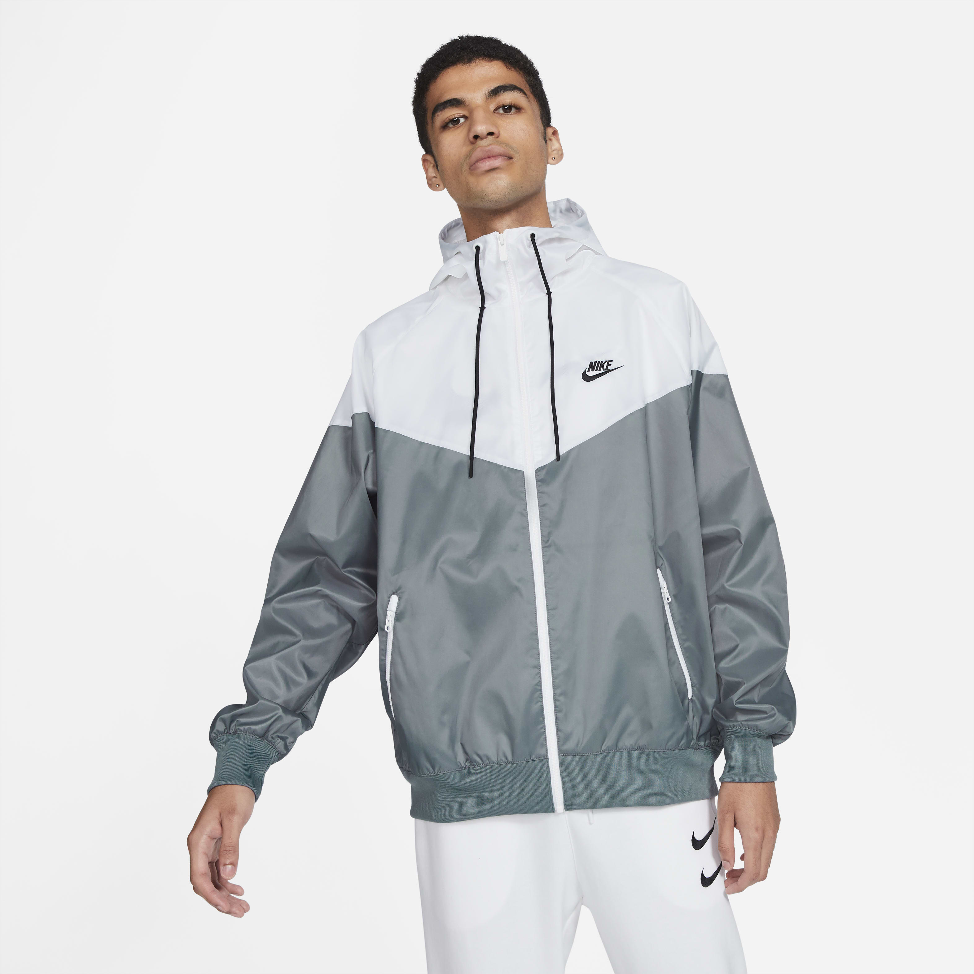 Casaco com capuz Nike Sportswear Windrunner para homem