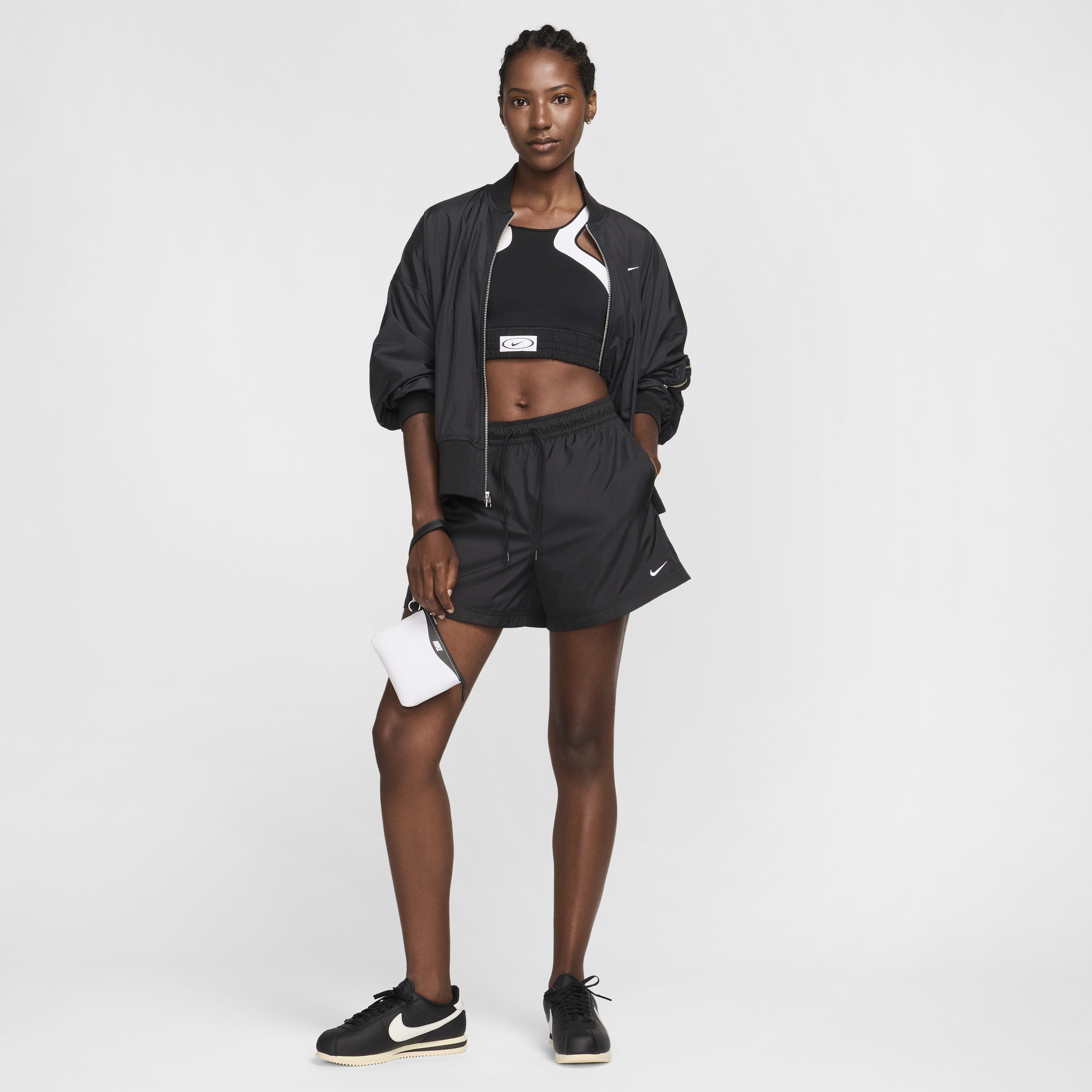 Nike Sportswear Classic Wovens Women's Mid-Rise Shorts