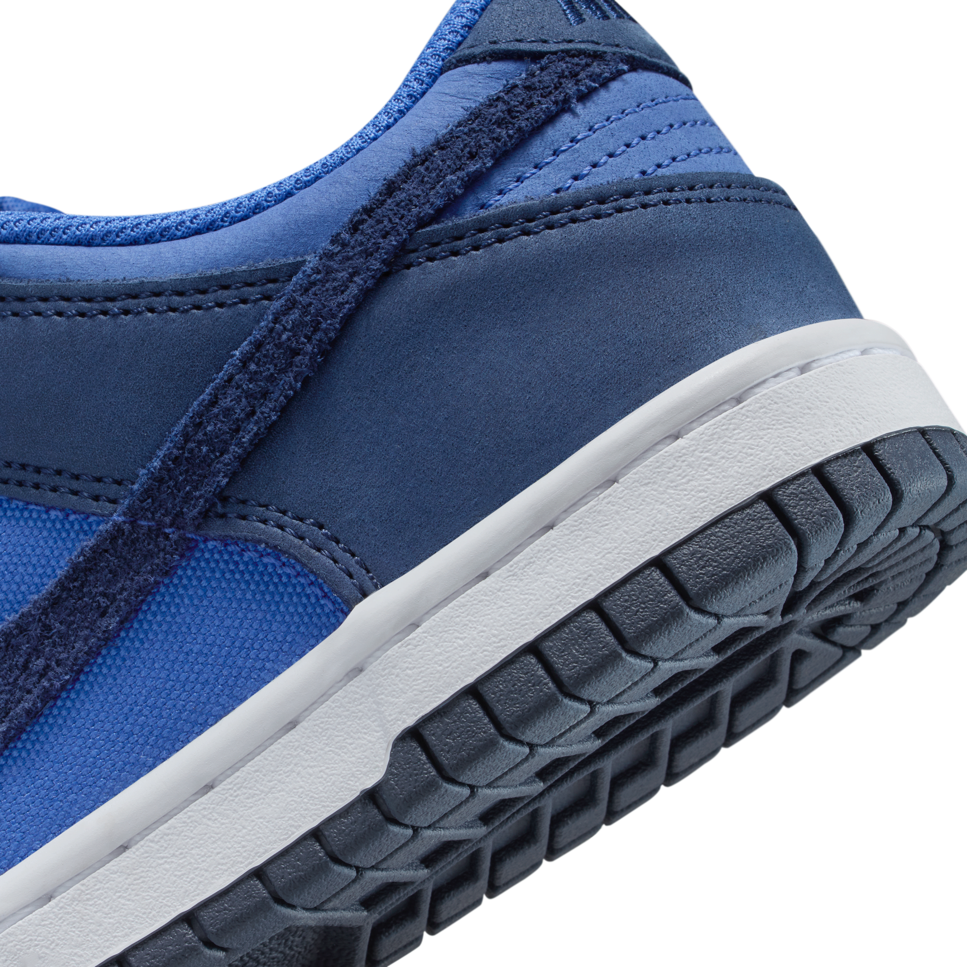 Nike Dunk Low SE Big Kids' Shoes