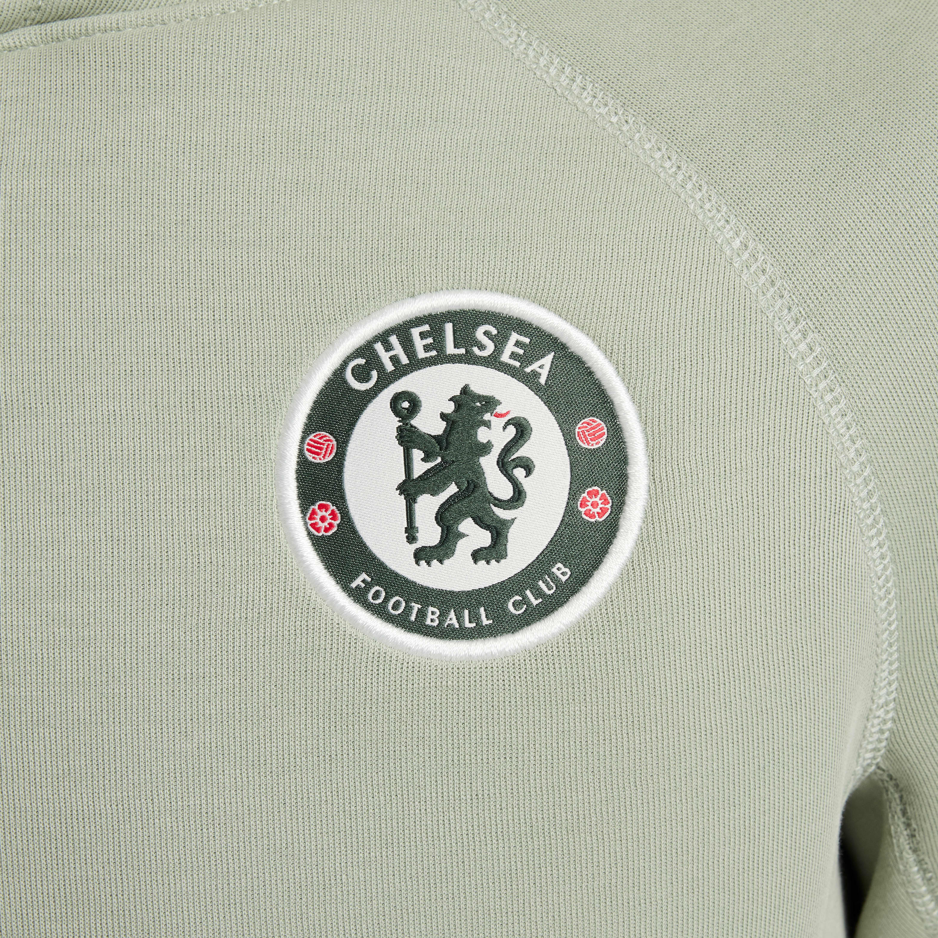 Chelsea FC Tech Big Kids' (Boys') Nike Soccer Fleece Pullover Hoodie