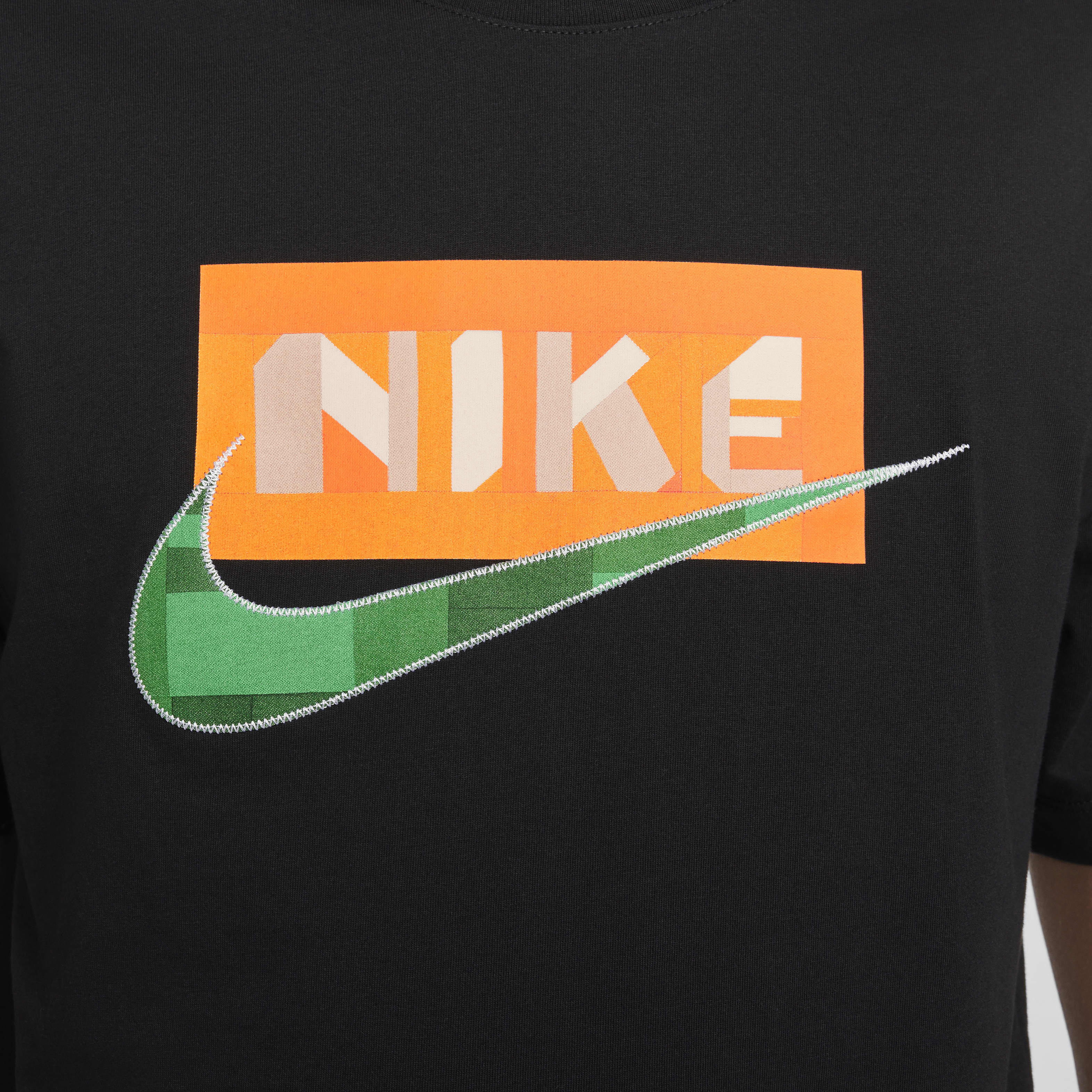 Nike Sportswear Men's T-Shirt