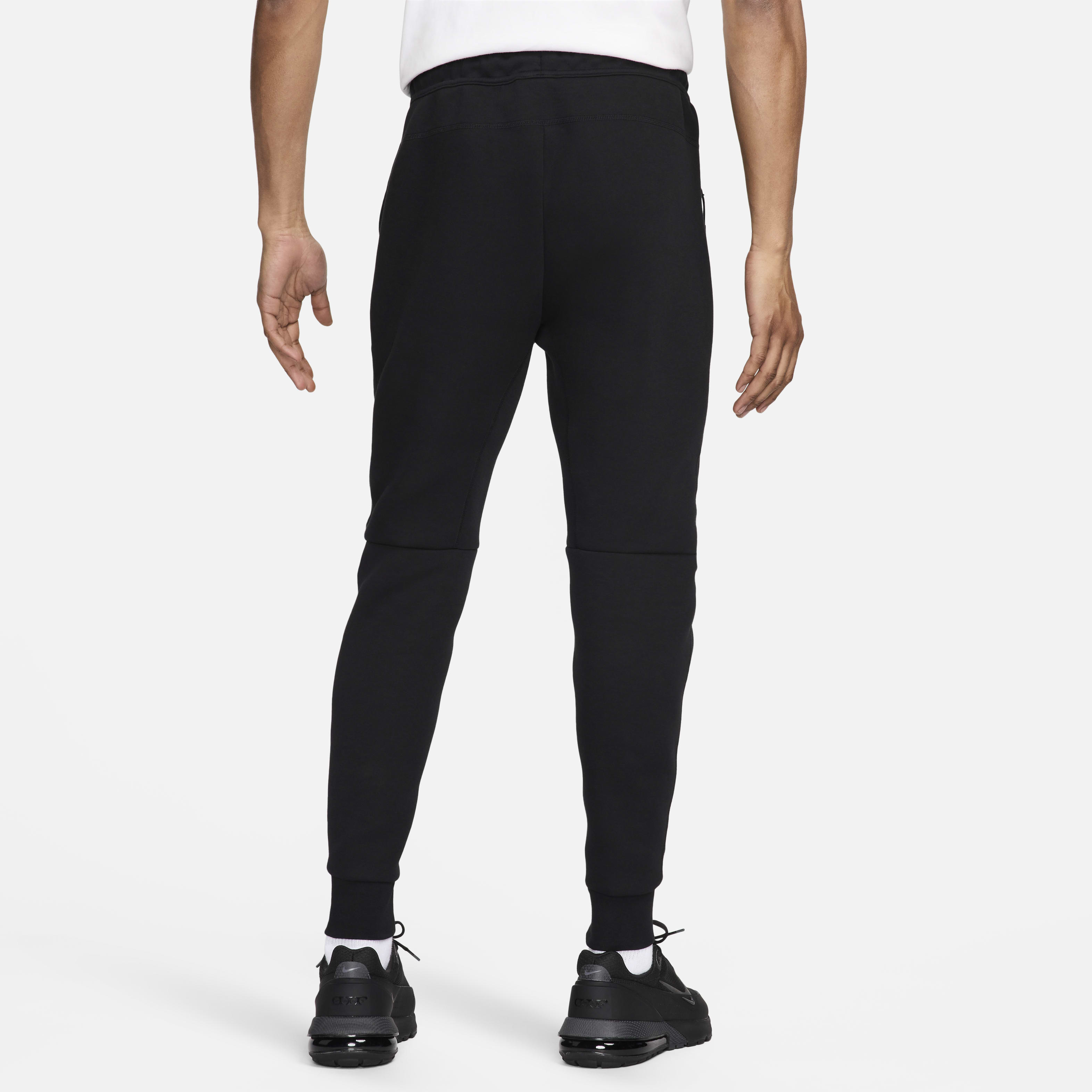 Liverpool FC Tech Fleece Men's Nike Soccer Joggers