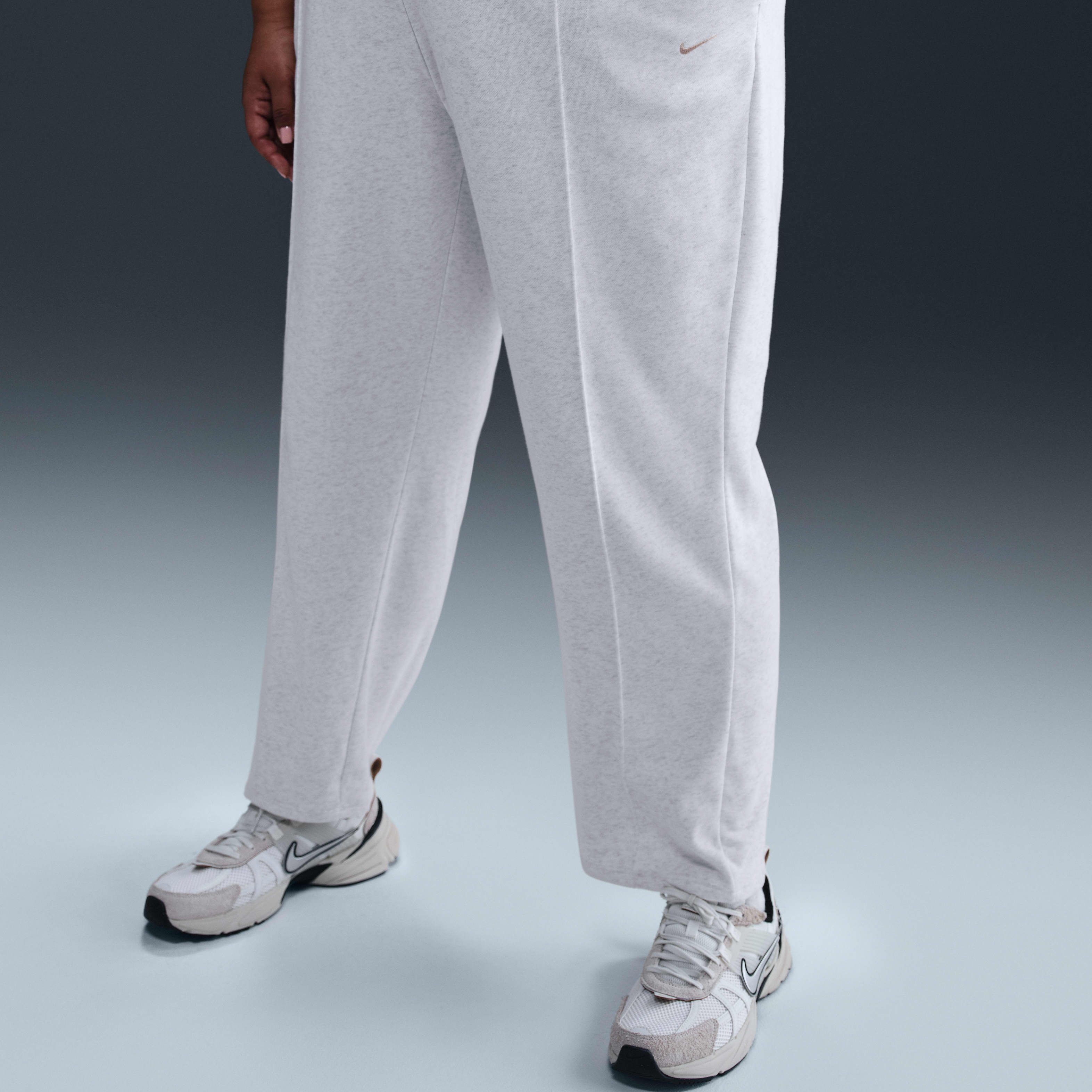 Nike Sportswear Chill Terry Women's Mid-Rise French Open-Hem Sweatpants