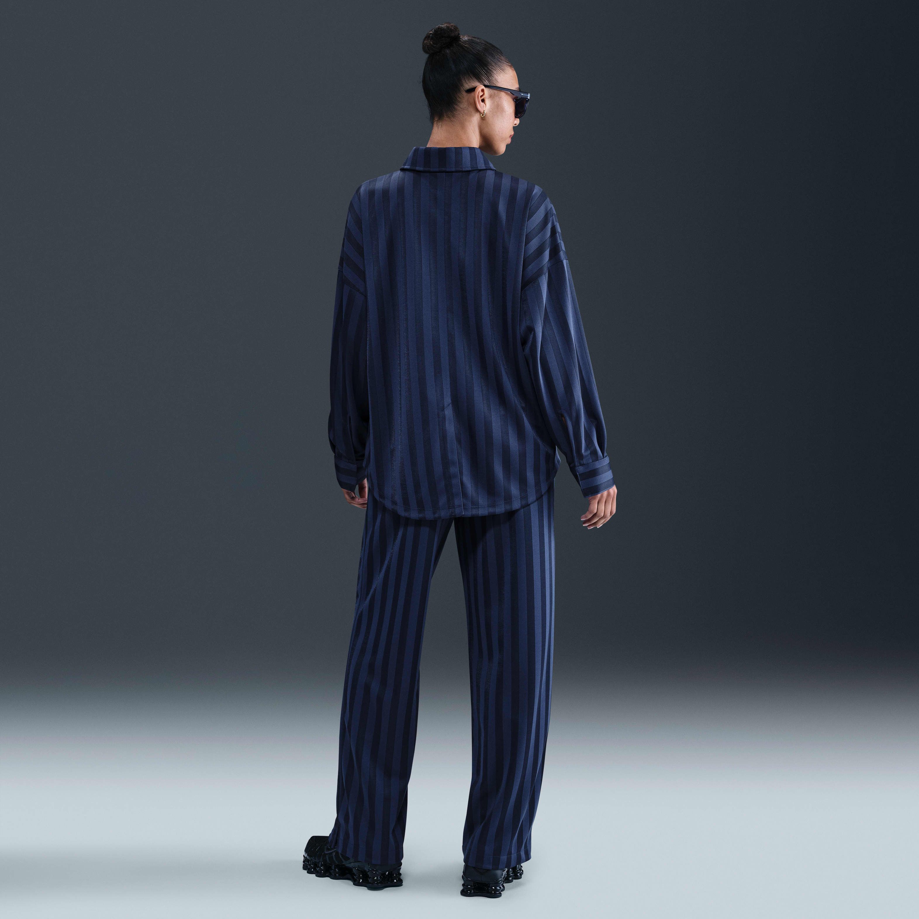 Nike Sportswear Women's Oversized Jacquard Striped Button-Down Shirt
