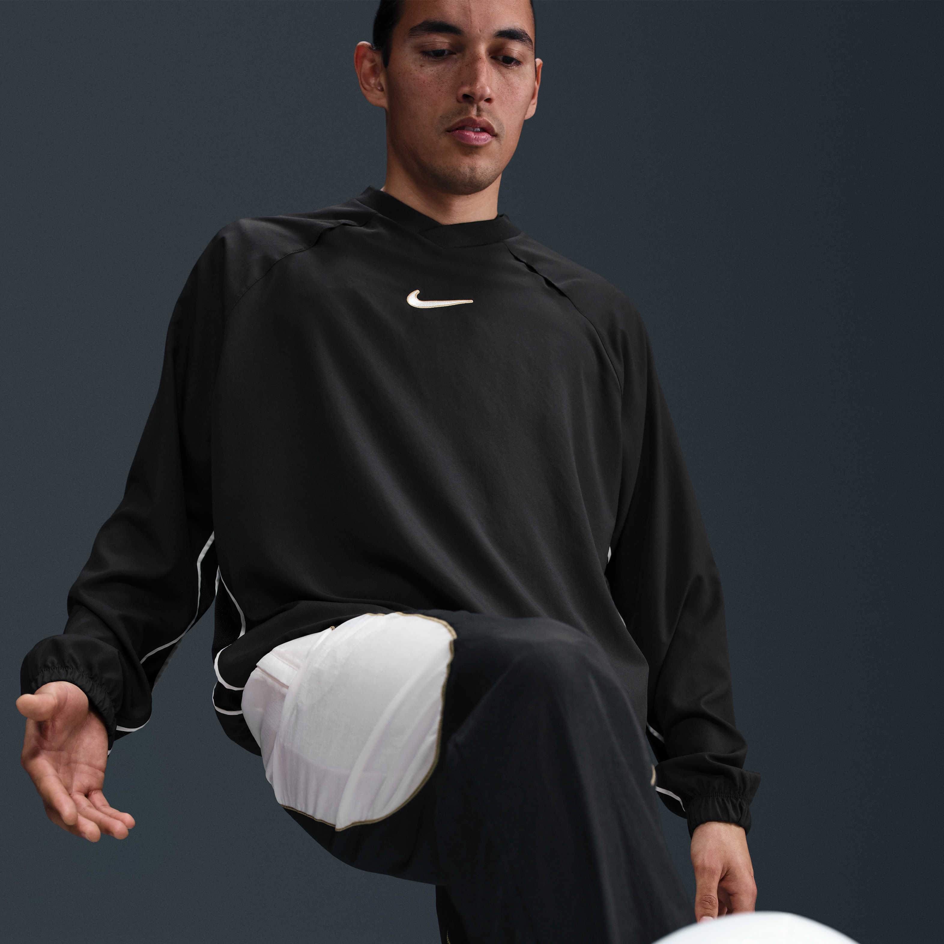 Nike Academy+ Men's Dri-FIT Soccer Shell Top