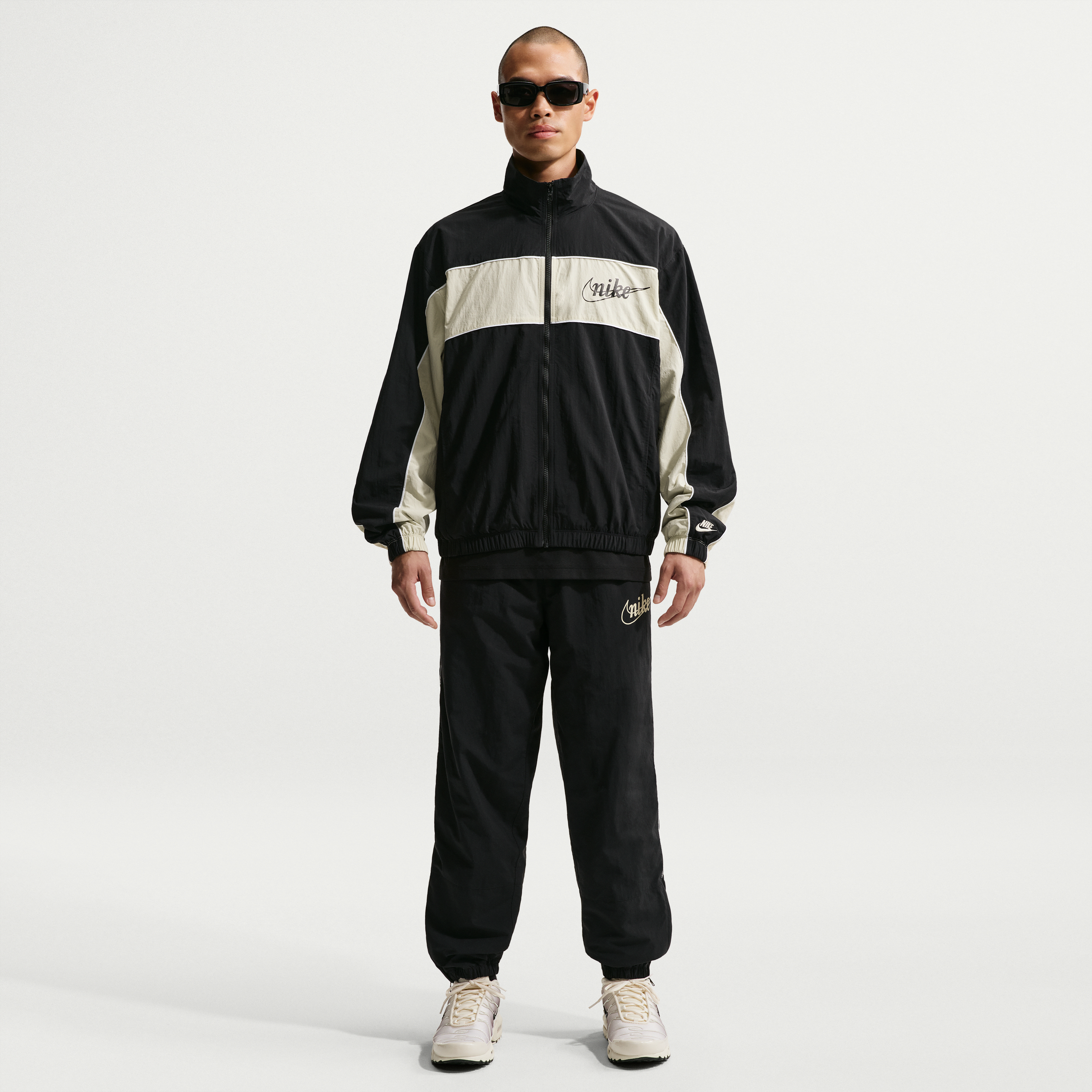 Nike Sportswear Club Men's Lightweight Pants