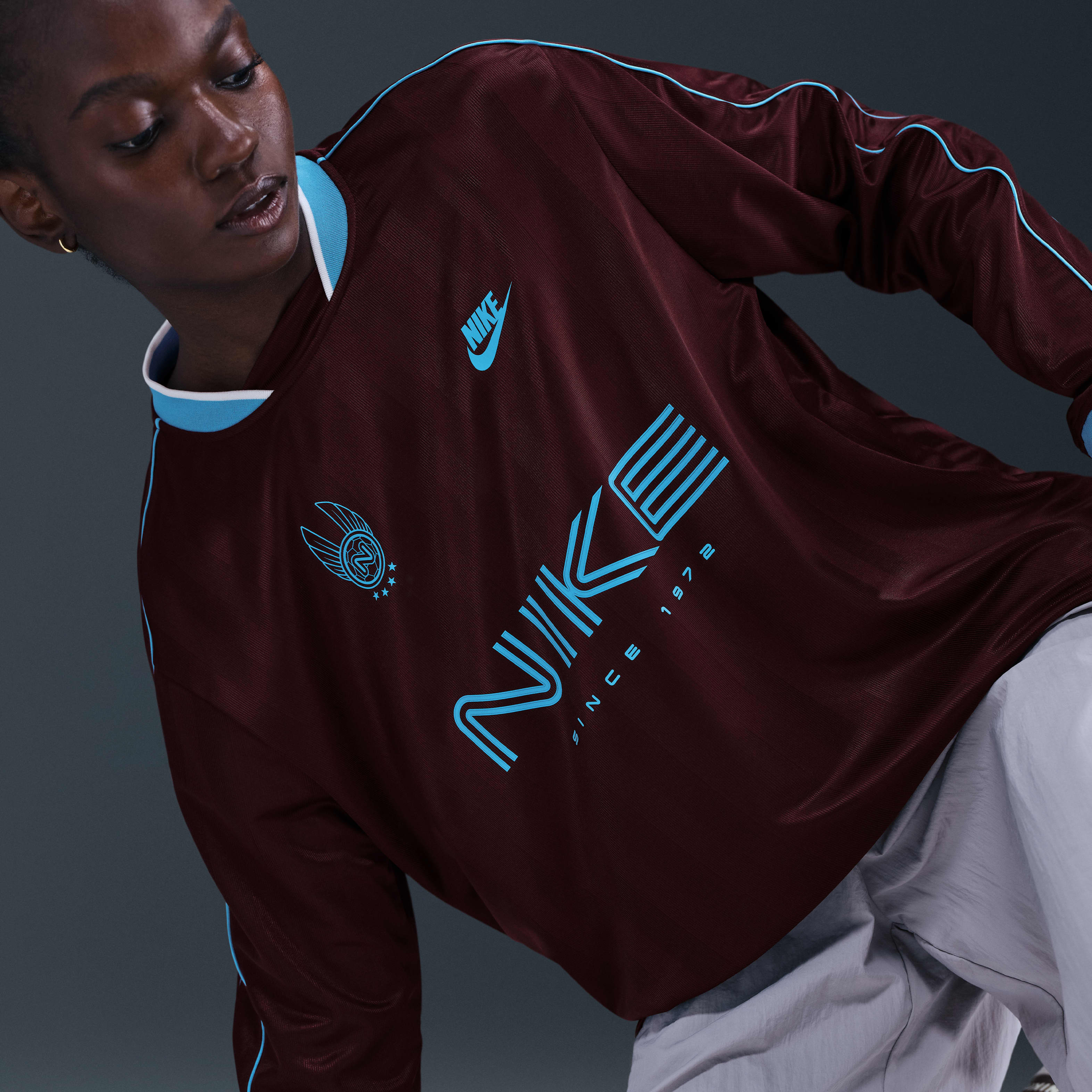 Nike Sportswear Women's Long-Sleeve Jersey Top