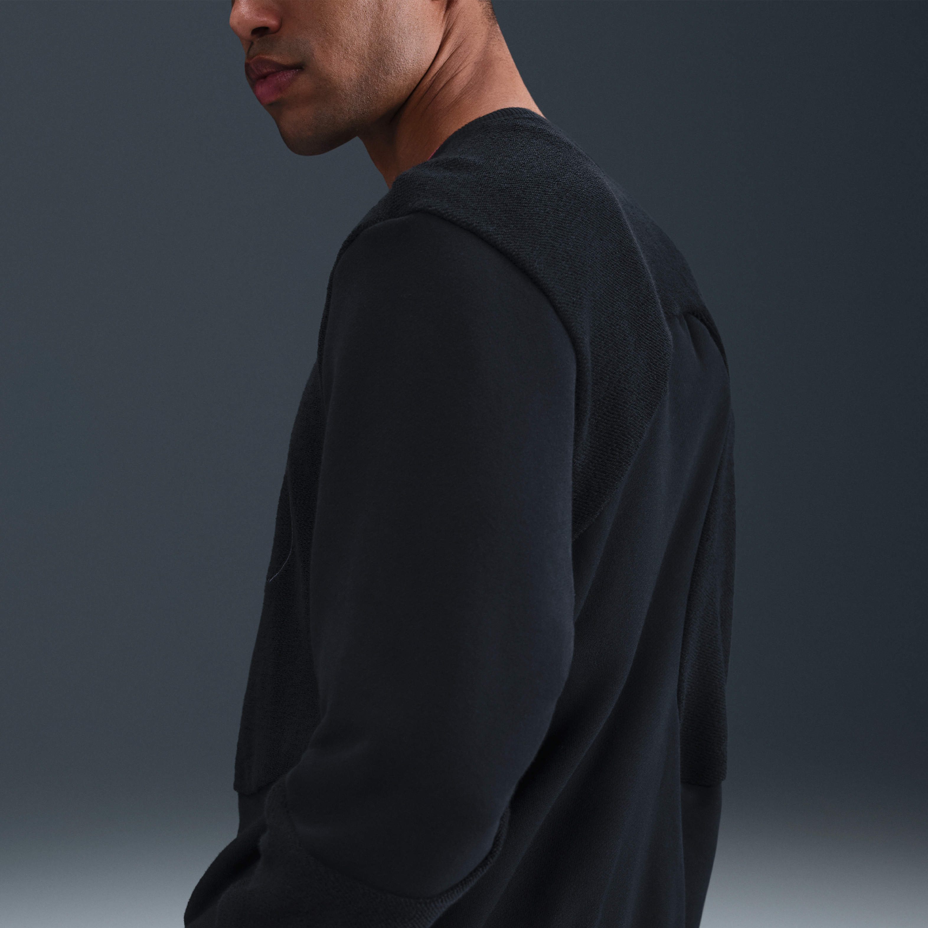 Giannis Standard Issue Men's Basketball Crew