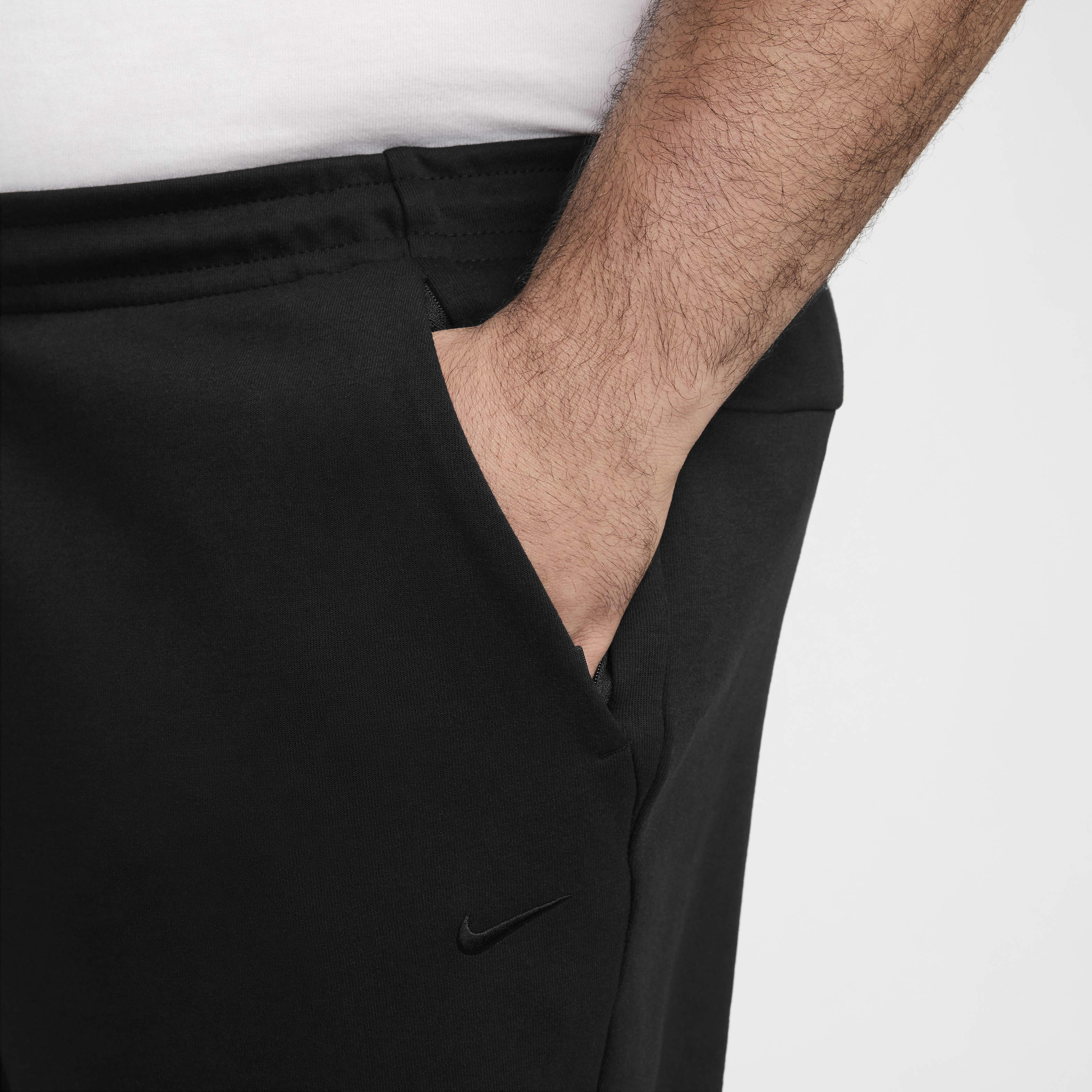 Nike Primary Men's Dri-FIT UV Versatile Joggers