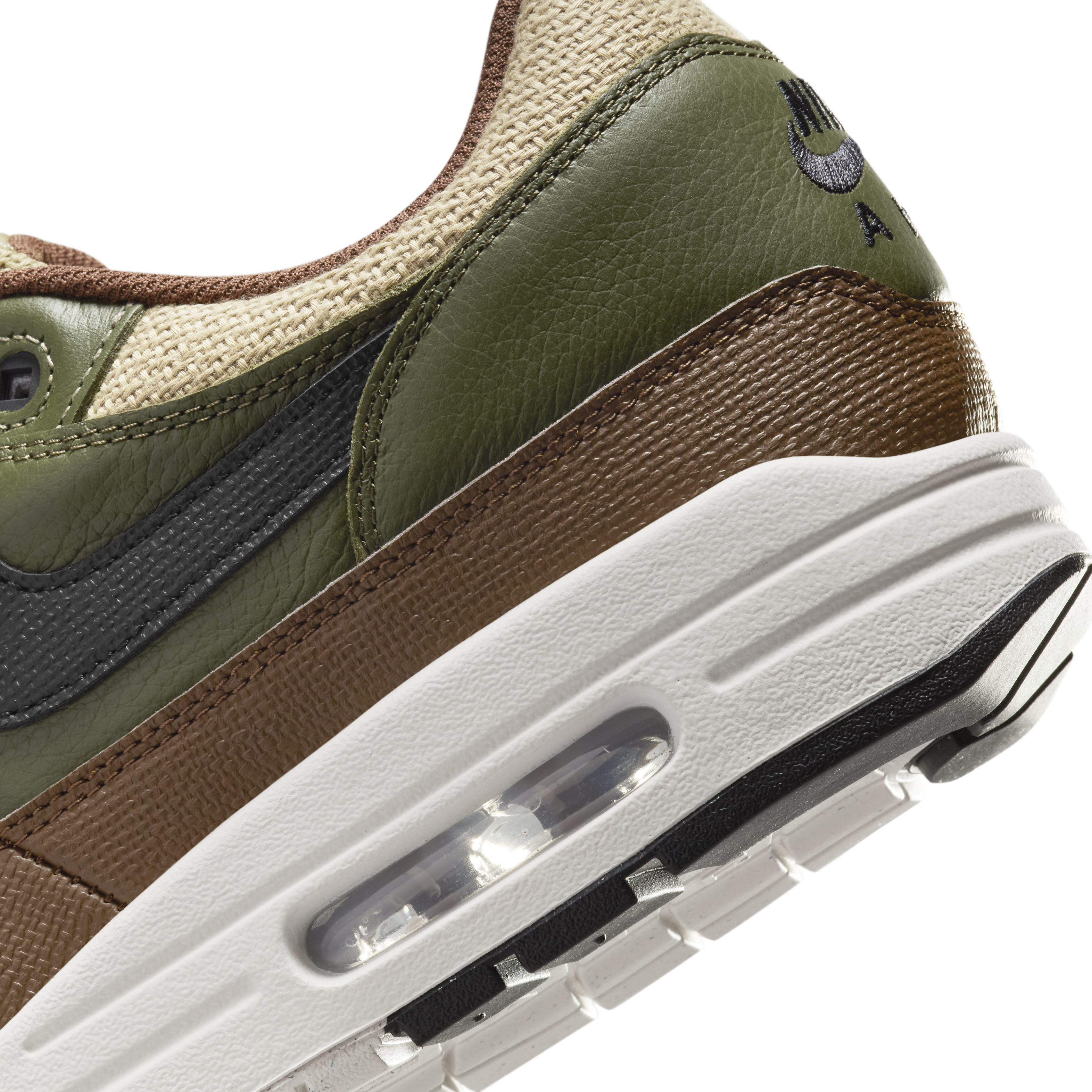 Nike Air Max 1 Essential Premium Men's Shoes