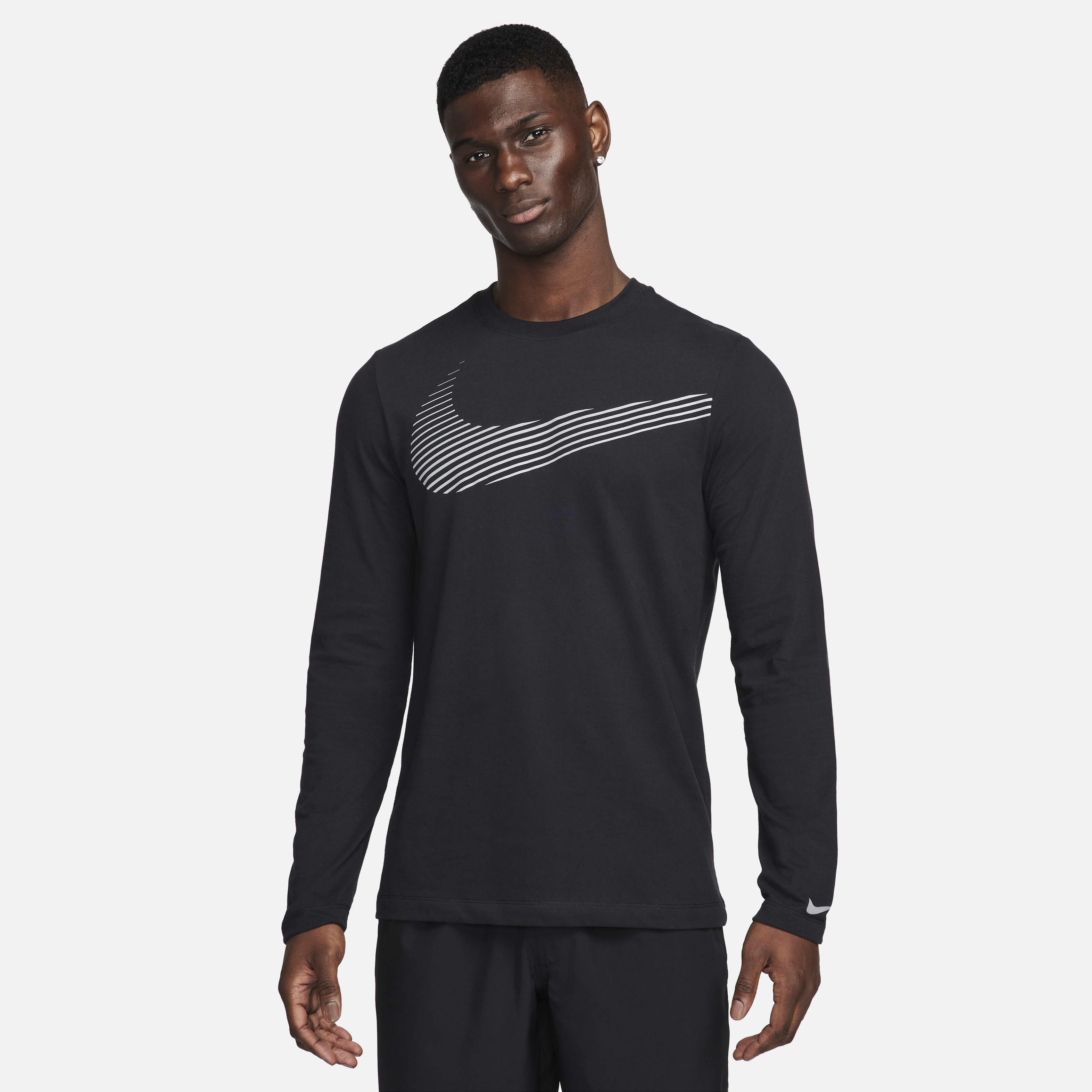 Nike Men's Dri-FIT Long-Sleeve Fitness T-Shirt