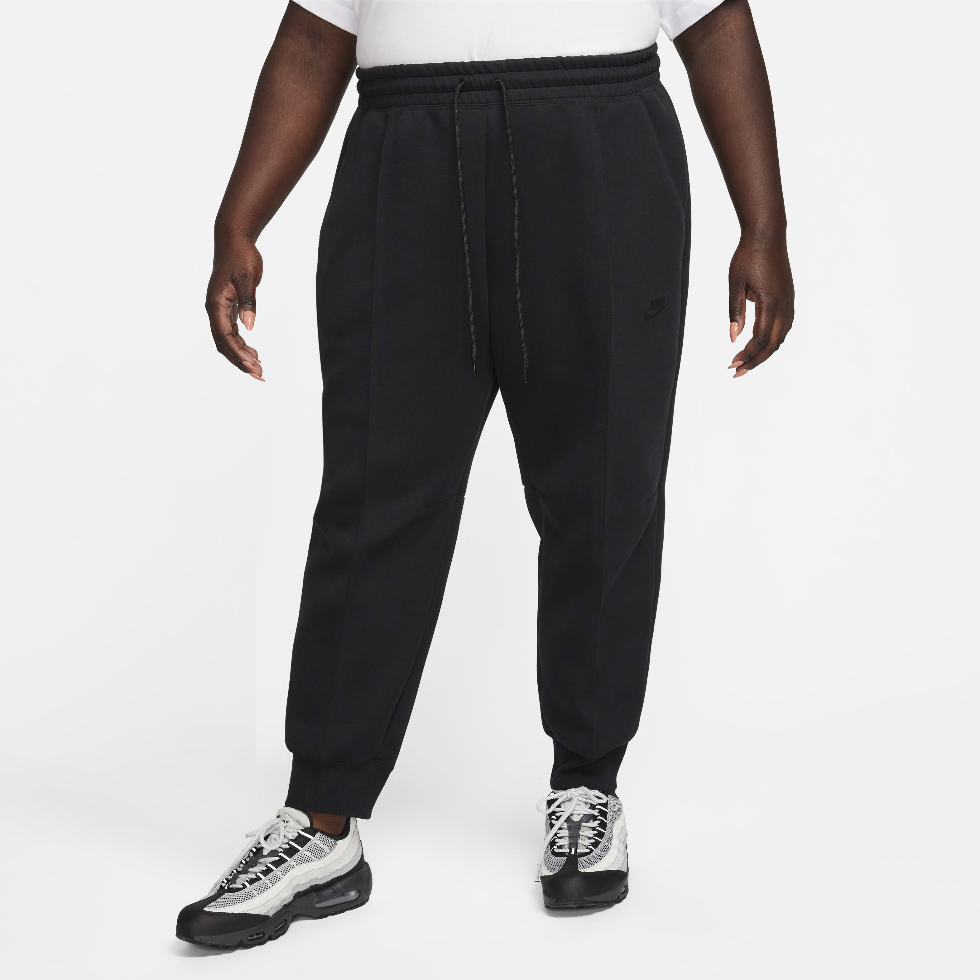 Nike Sportswear Tech Fleece Women's Mid-Rise Joggers (Plus Size)