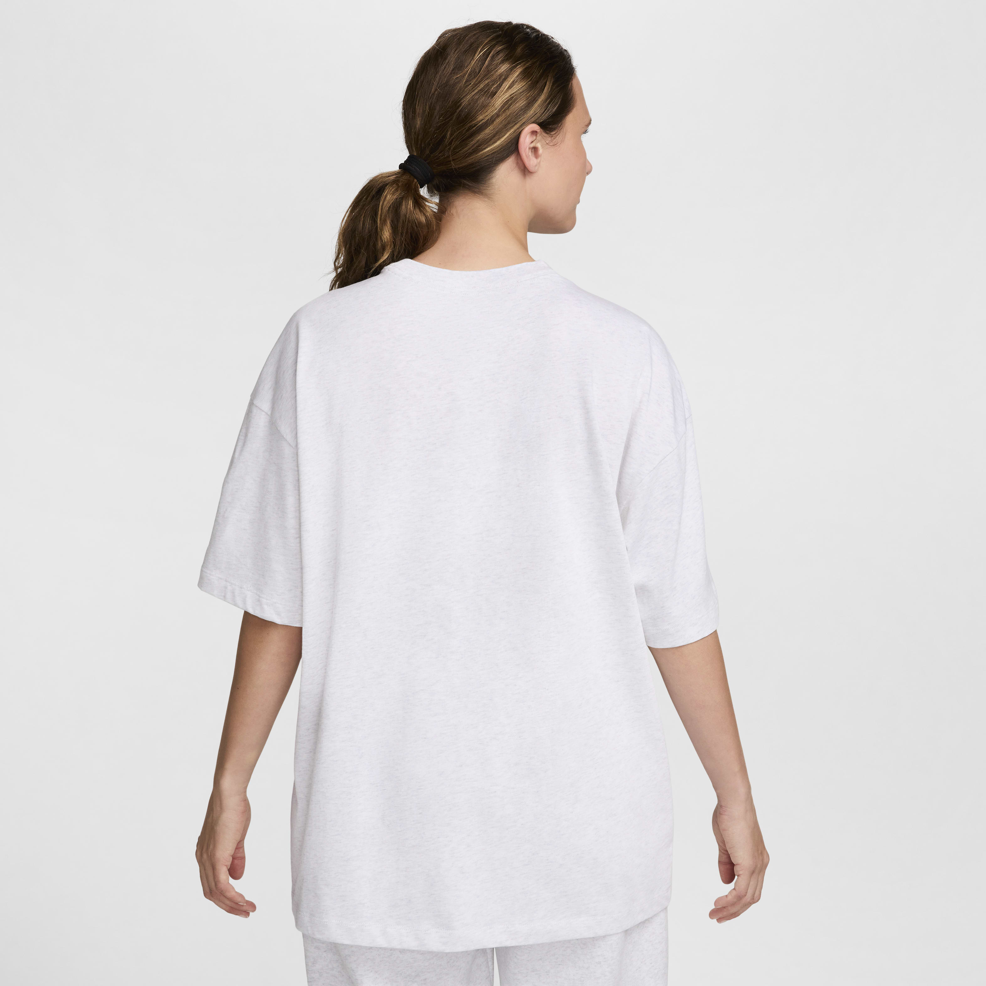 Nike Sportswear Essential Women's Oversized T-Shirt