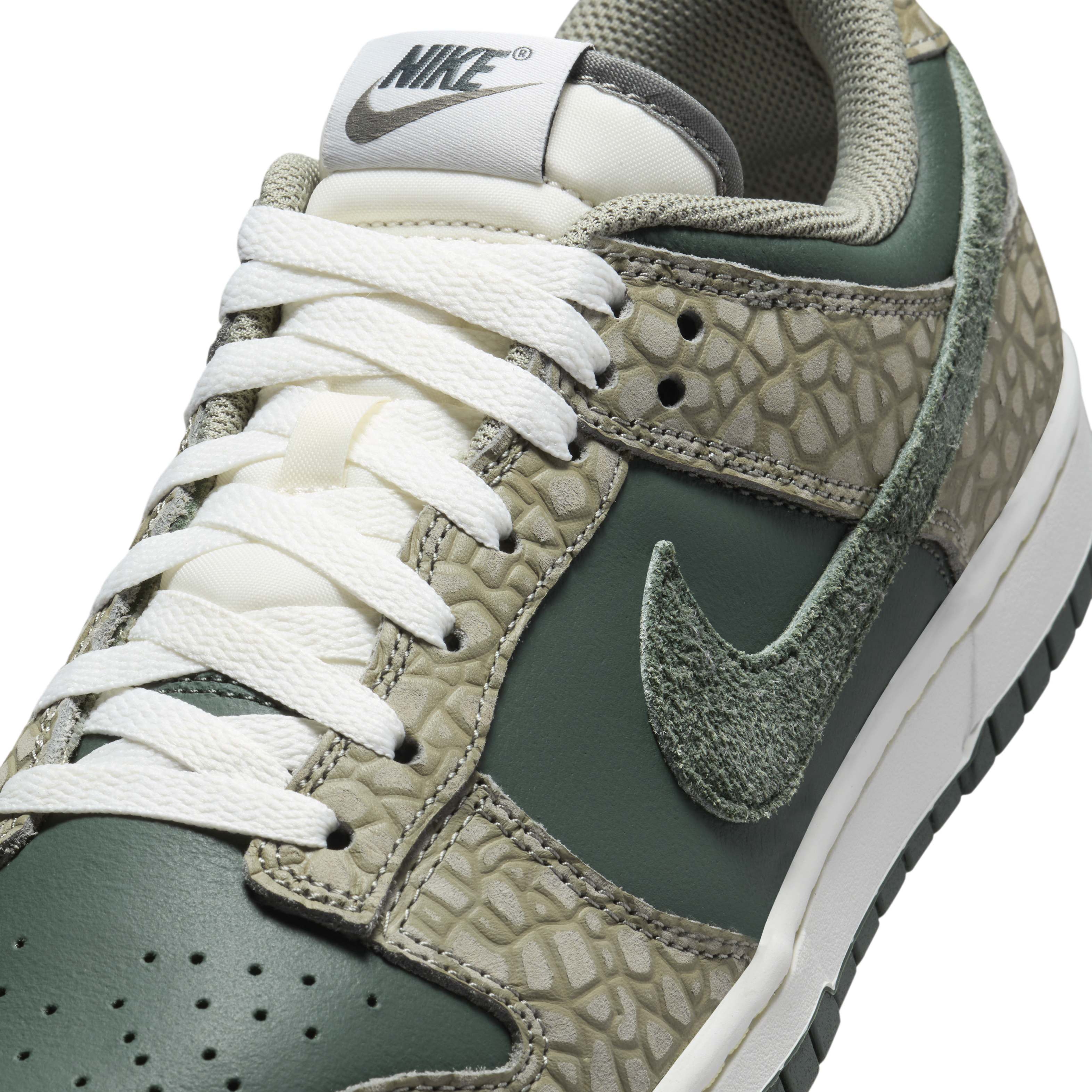 Nike Dunk Low Retro Premium Men's Shoes