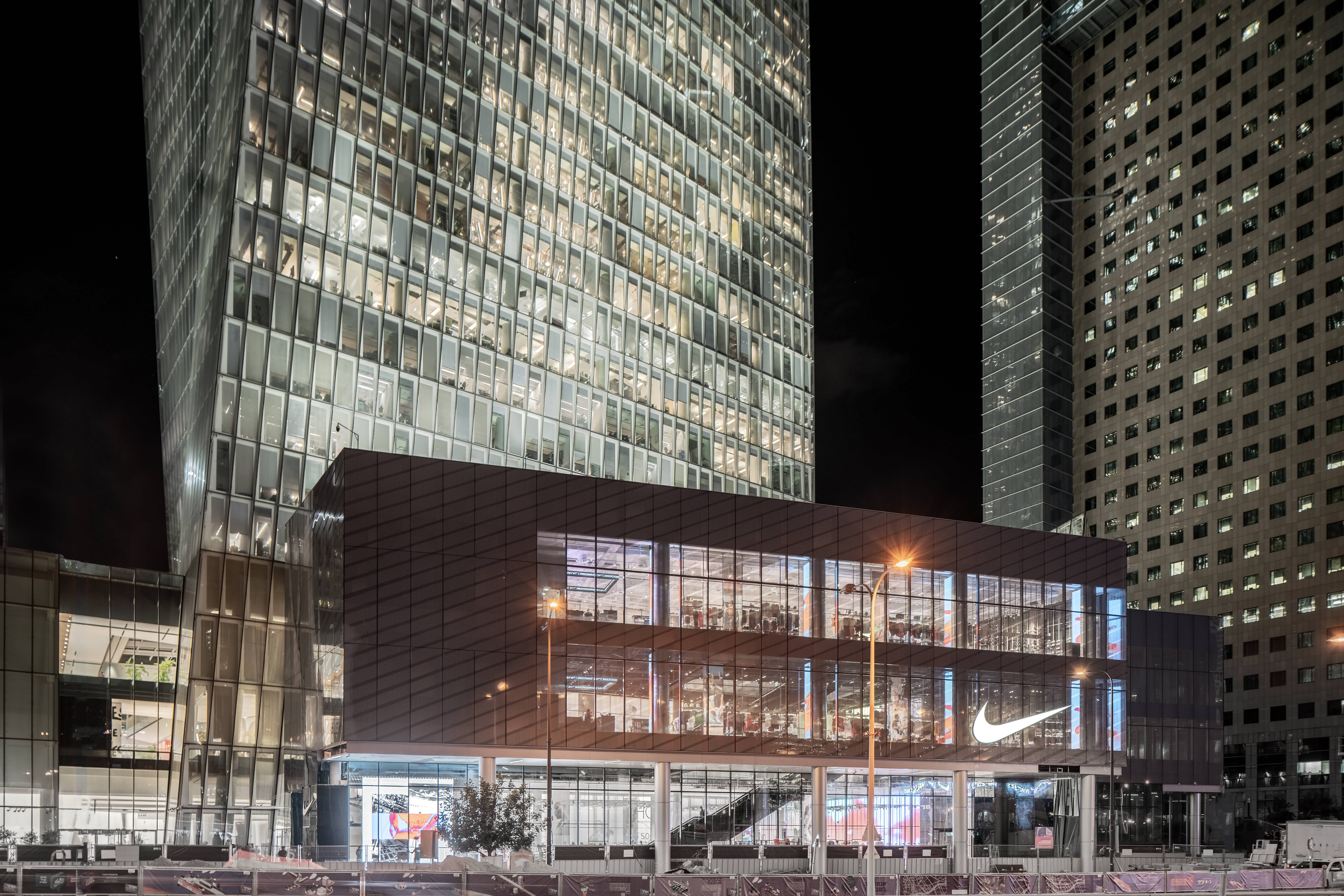 Nike Sarona (Partnered)