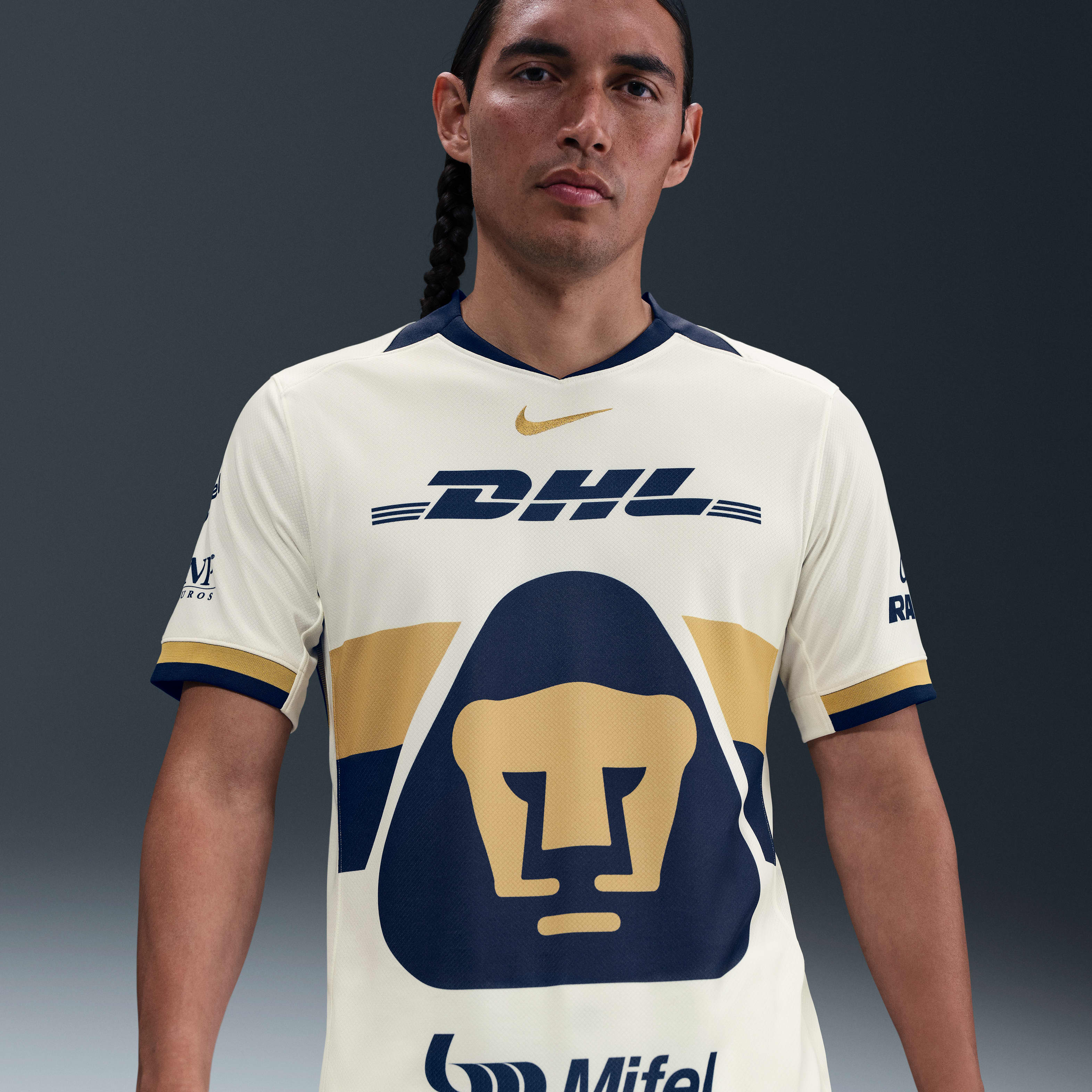 Pumas UNAM 2025/26 Stadium Home Men's Nike Dri-FIT Soccer Replica Jersey