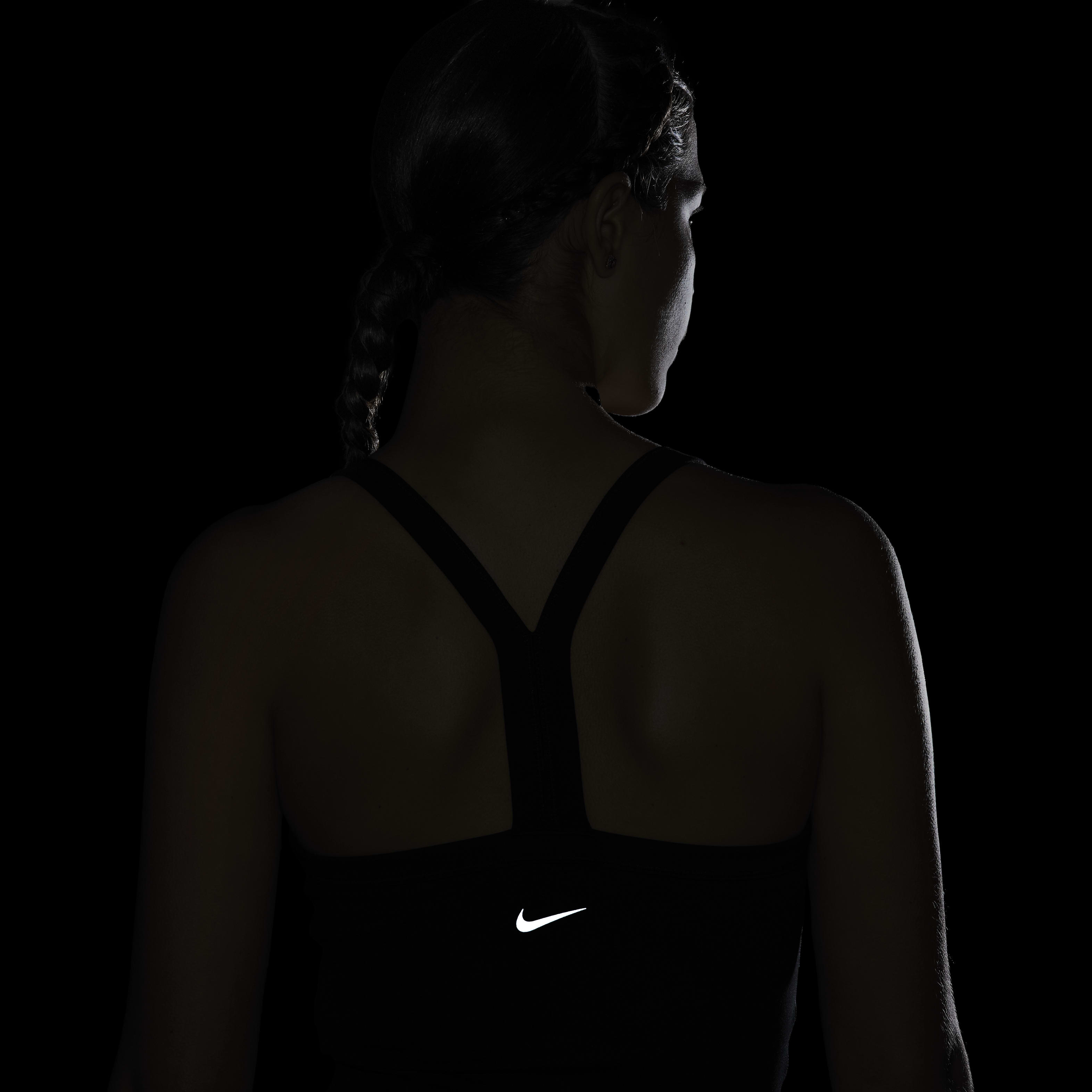 Nike One Fitted Women's Dri-FIT Strappy Cropped Tank Top