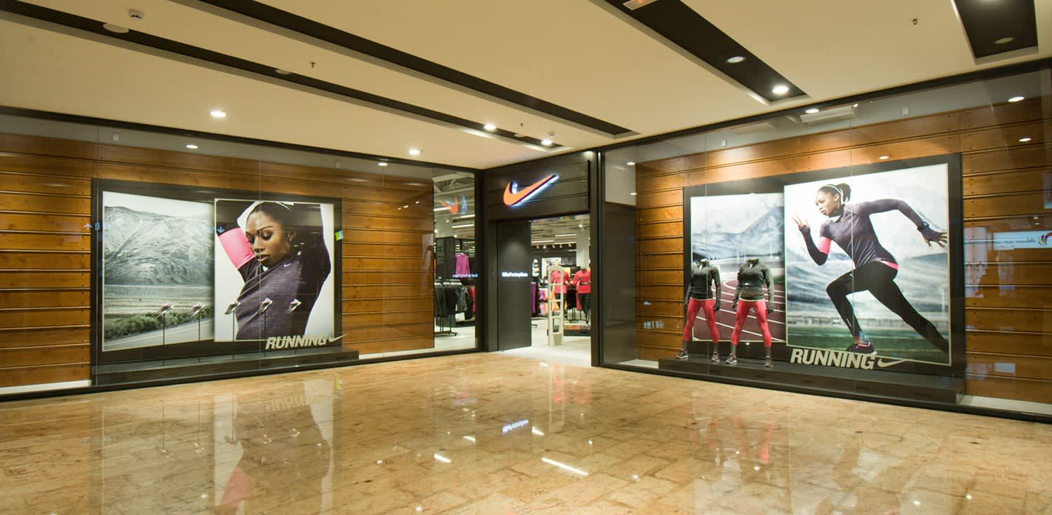 Nike Store Jonquera. La Jonquera, ESP. Nike.com