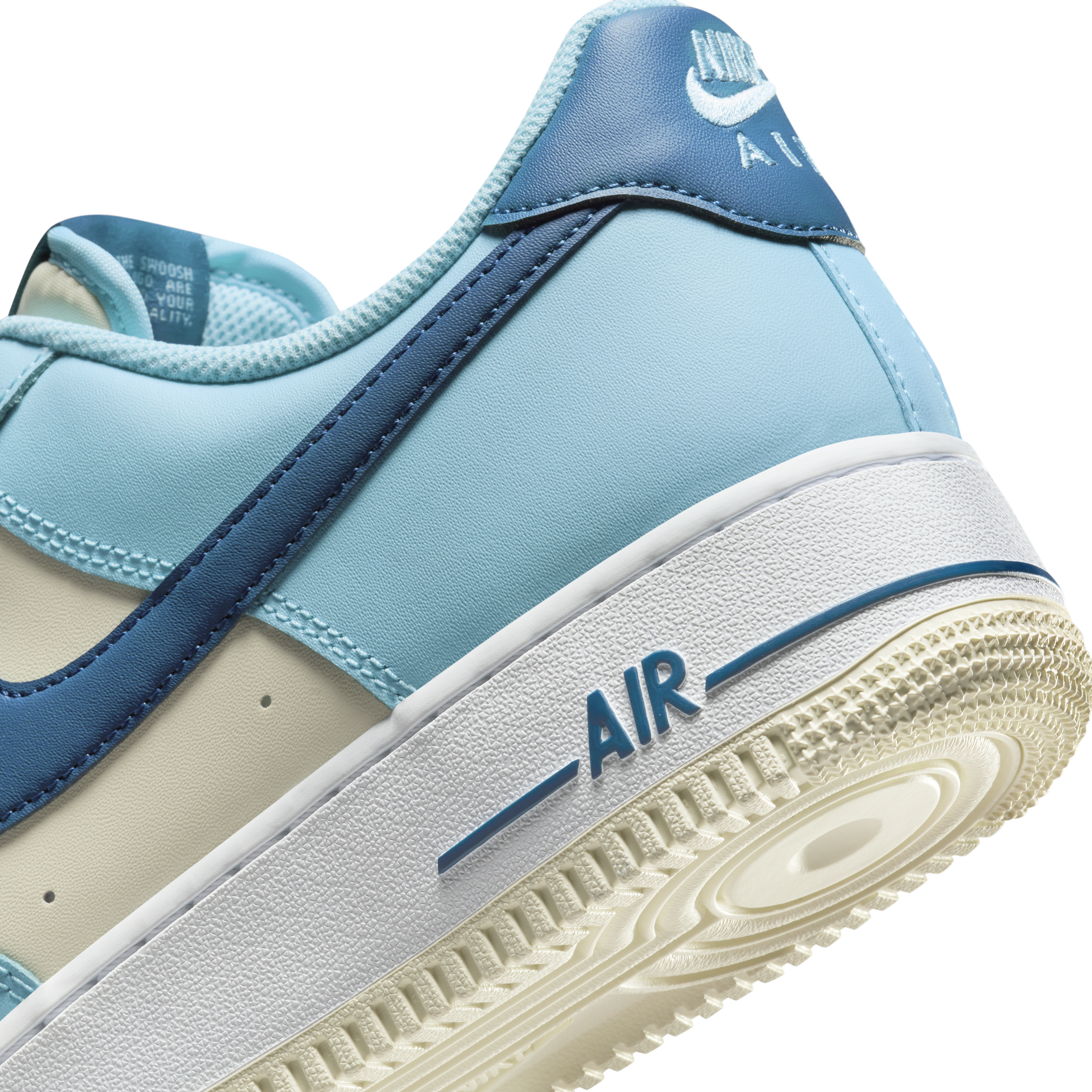 Nike Air Force 1 '07 Men's Shoes