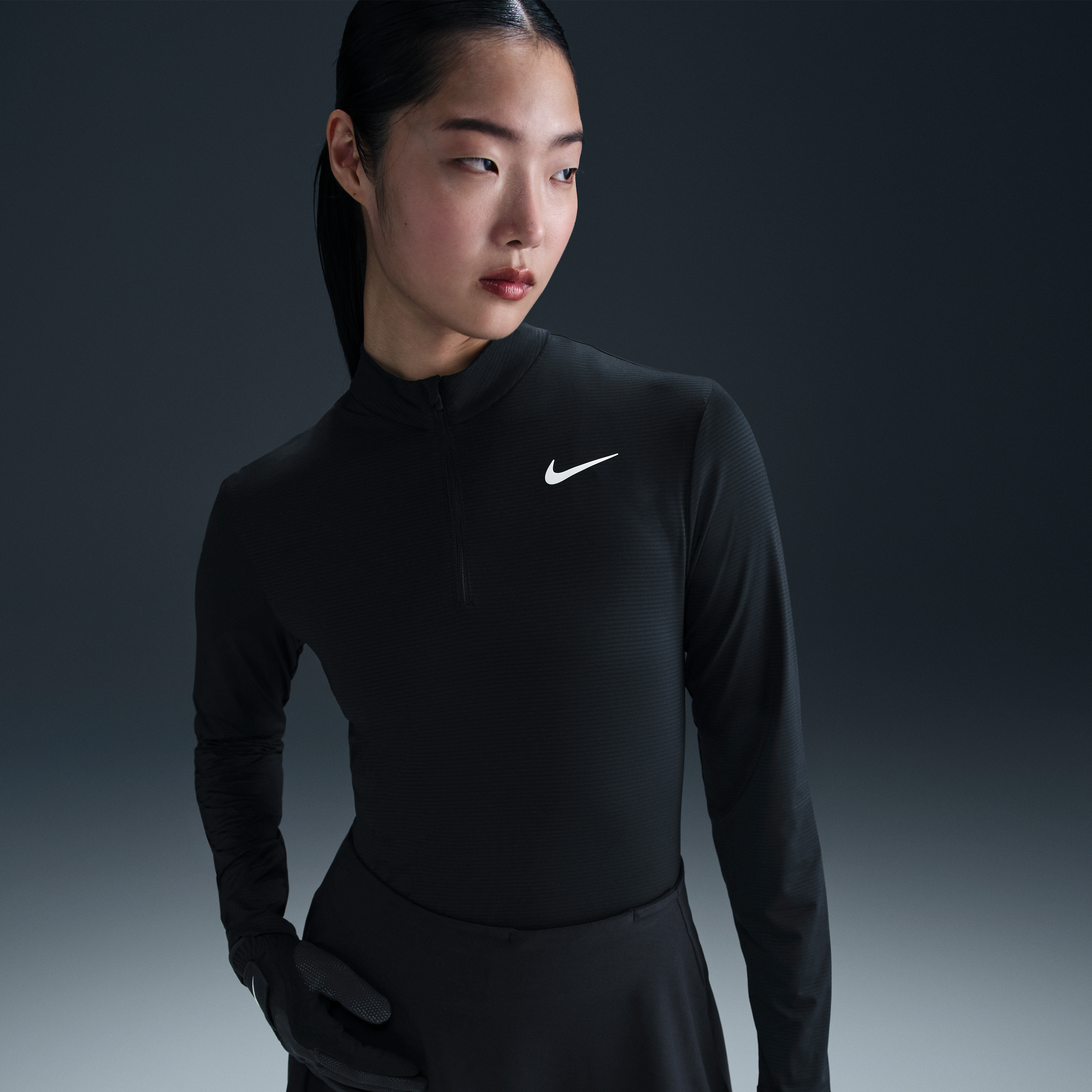 Nike Victory Women's Dri-FIT UV Protection 1/4-Zip Golf Top