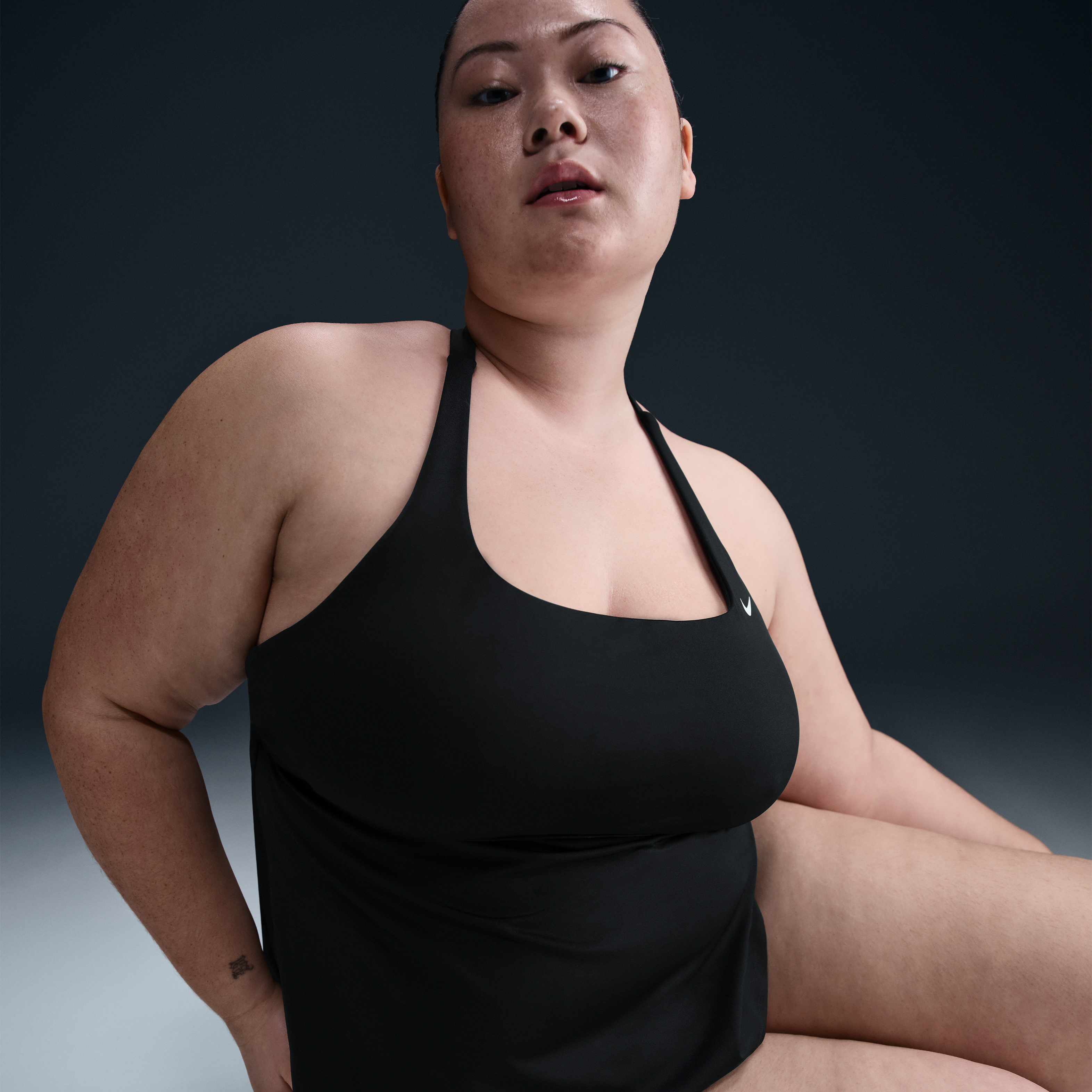 Nike Swim Essential Women's Square Neck Tankini (Extended Sizing)