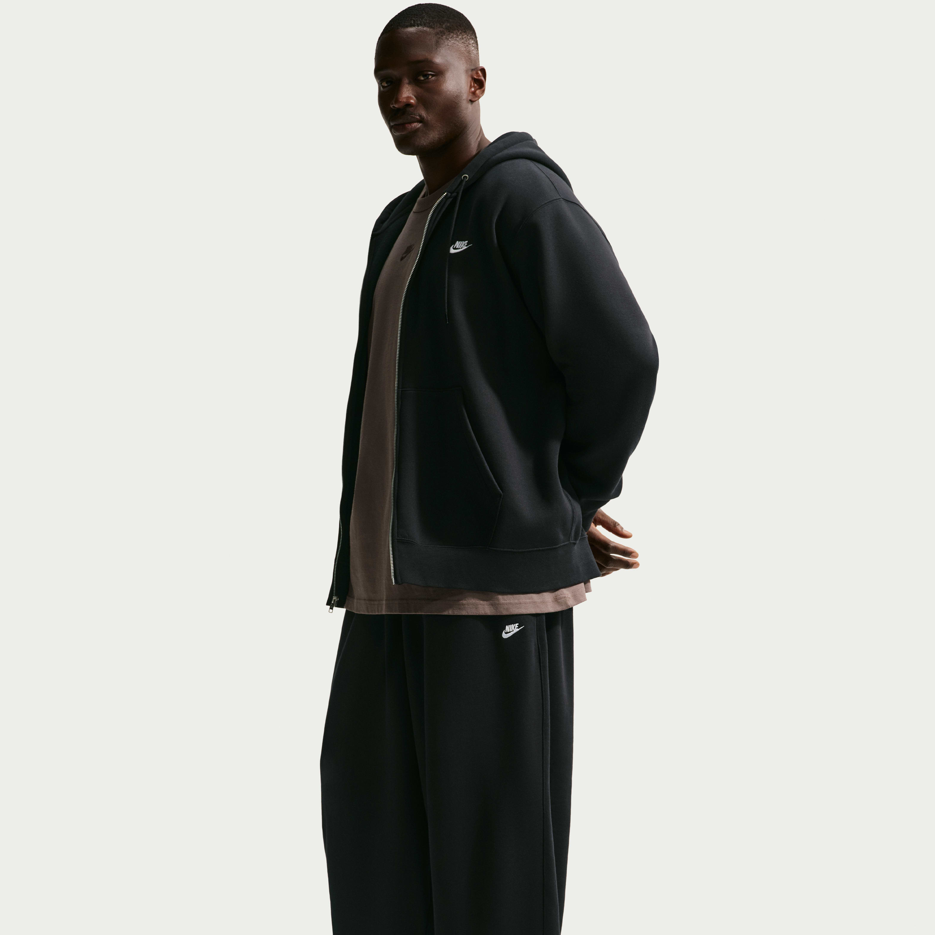 nike sportswear club men's french terry trousers