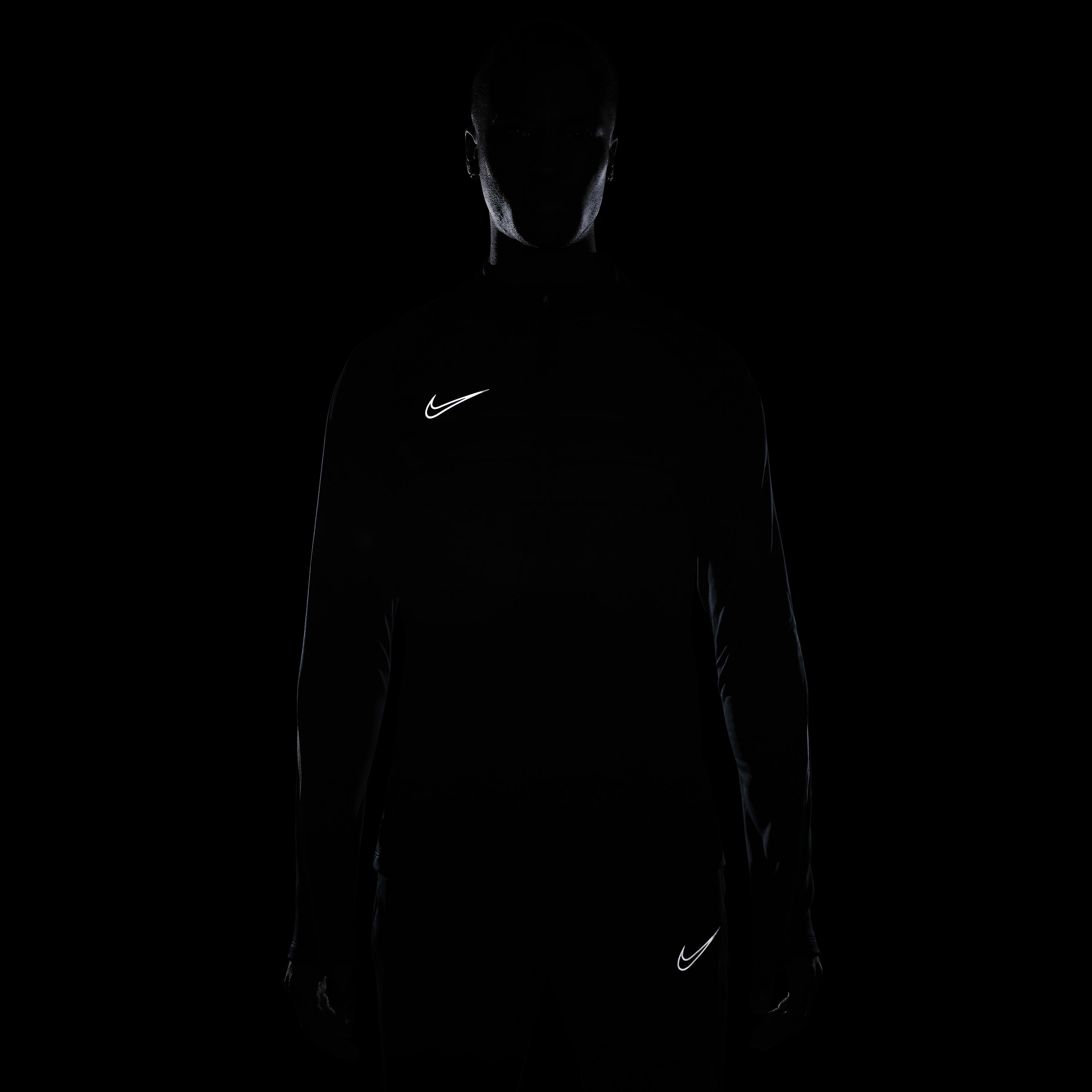 Nike Academy Winter Warrior Men's Therma-FIT 1/2-Zip Soccer Top