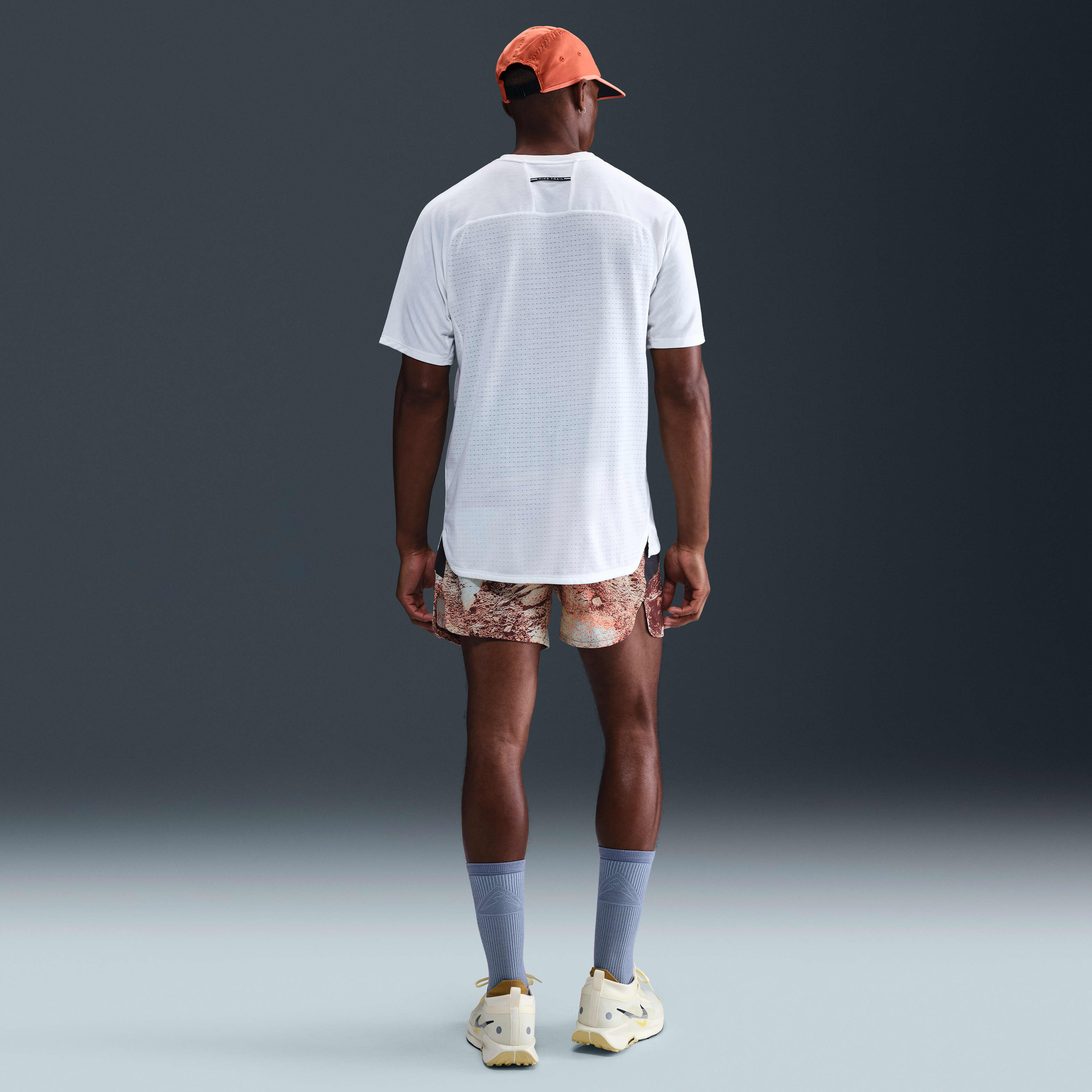 Nike Trail Men's Dri-FIT 6" Brief-Lined Running Shorts