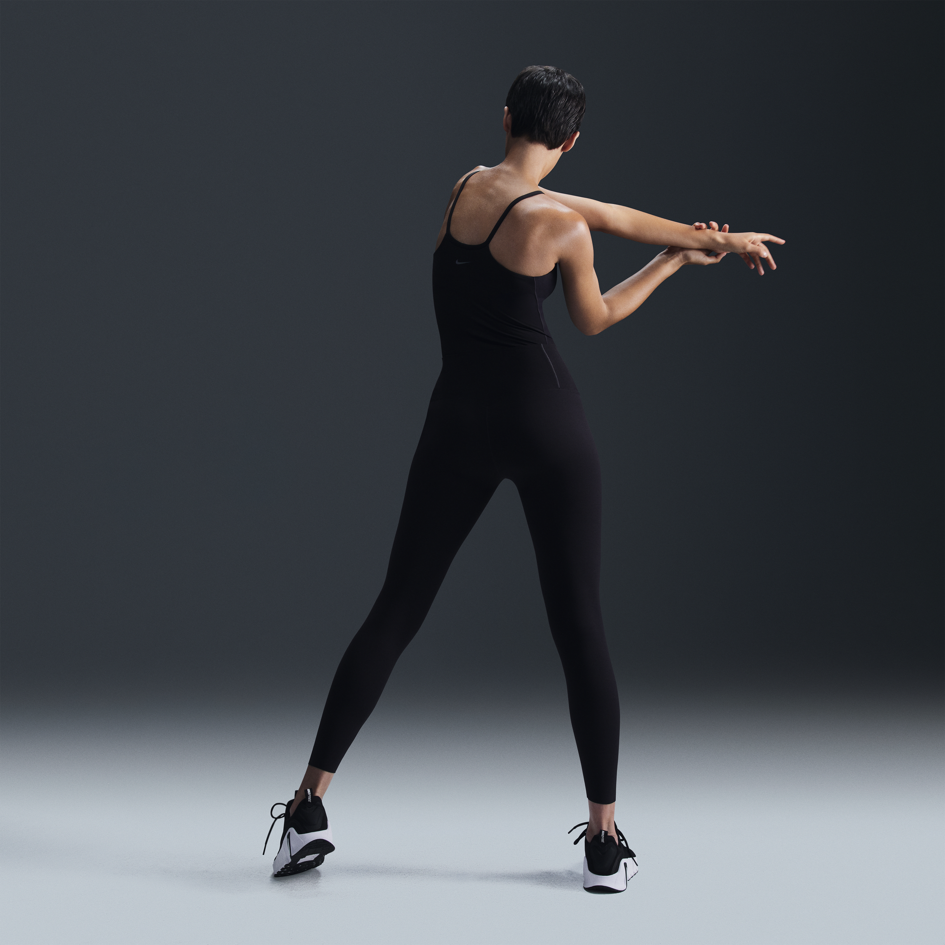 Nike Zenvy Women's Dri-FIT Tank Top