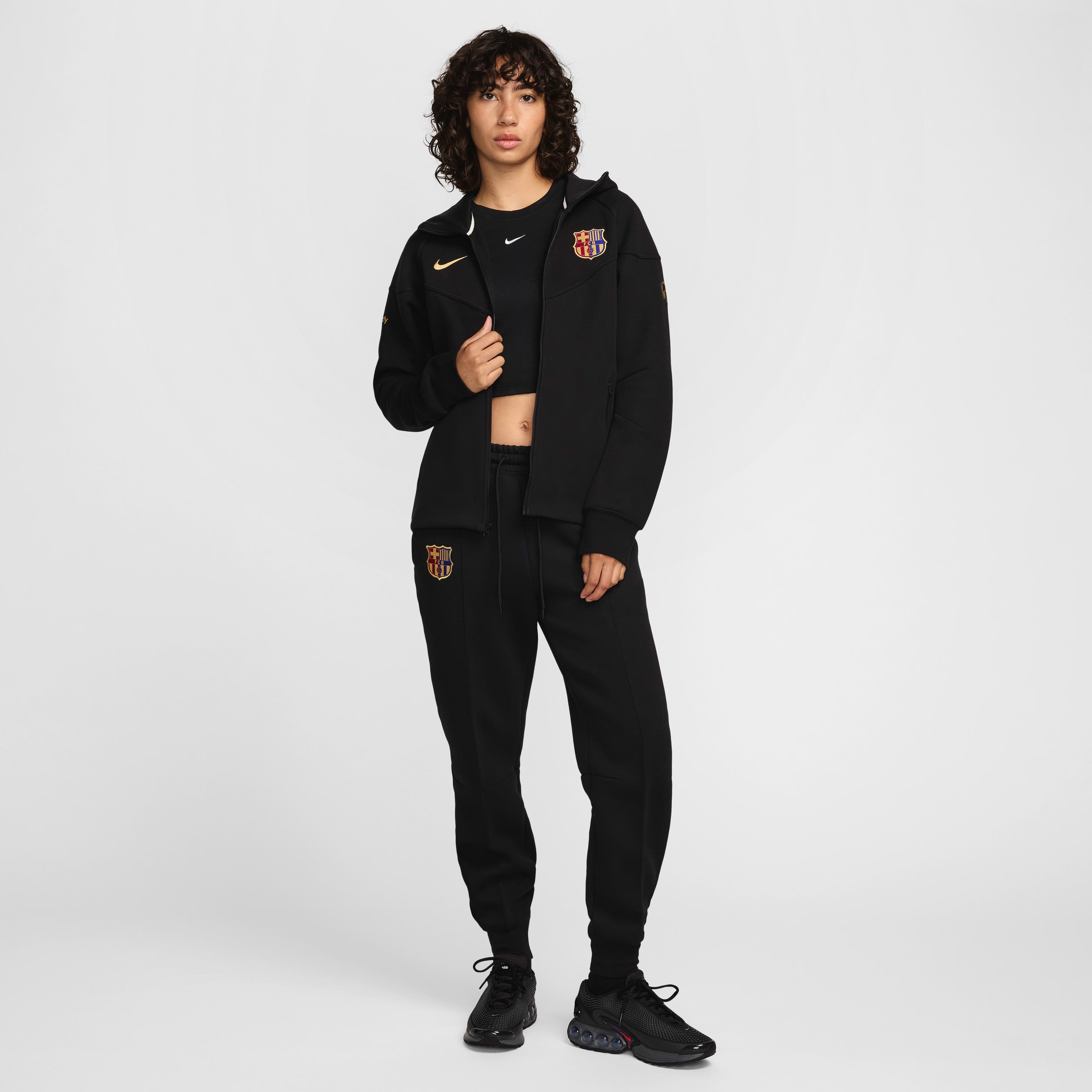 FC Barcelona Tech Fleece Windrunner Women's Nike Soccer Full-Zip Hoodie