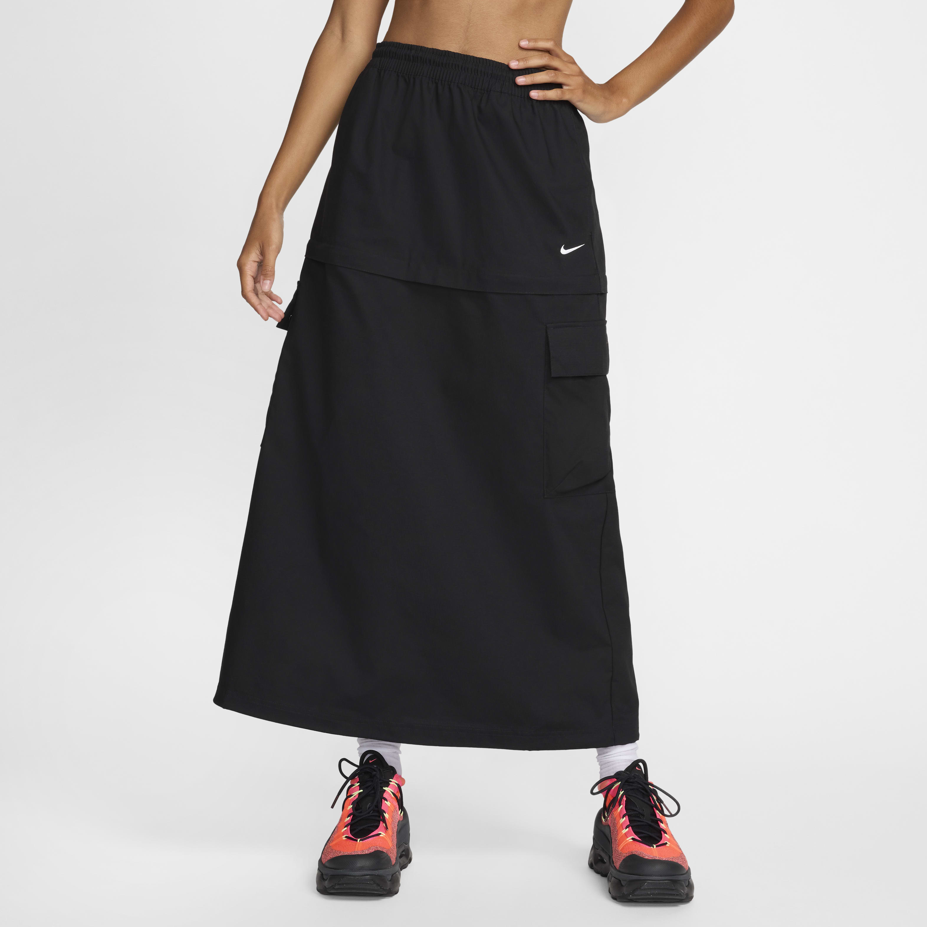 Nike Sportswear Essential Women's Mid-Rise Woven Cargo Midi Skirt