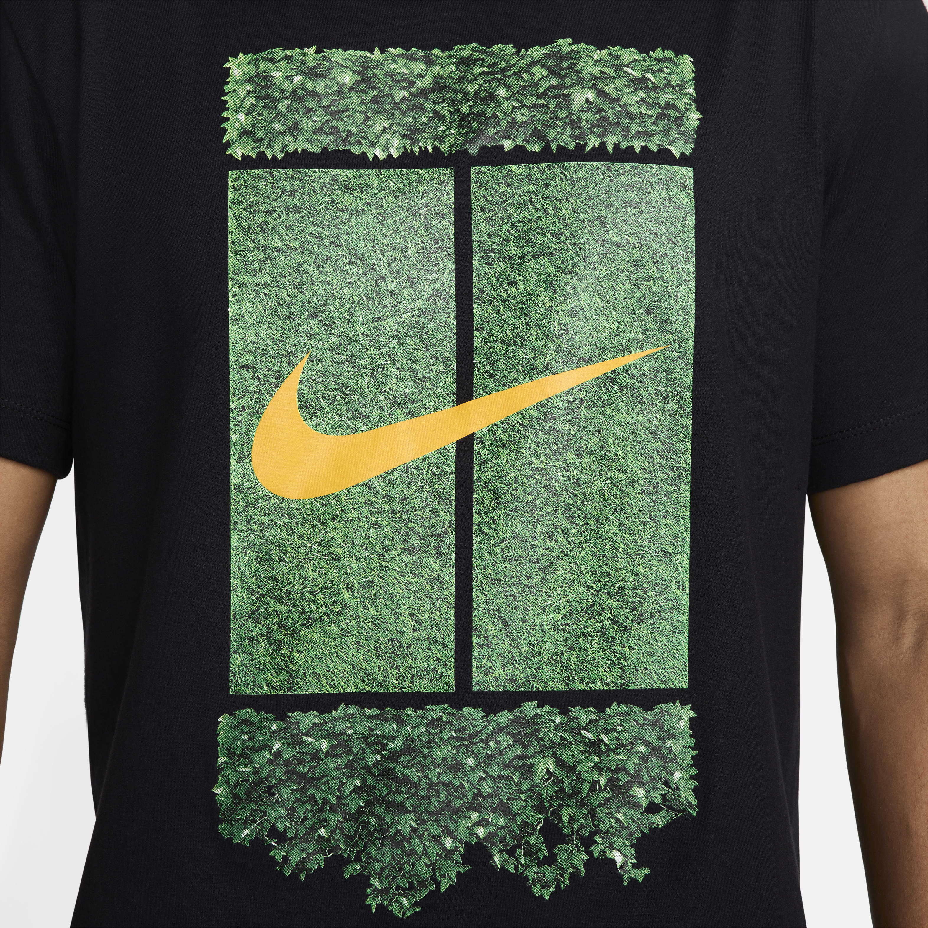 NikeCourt Men's Tennis T-Shirt