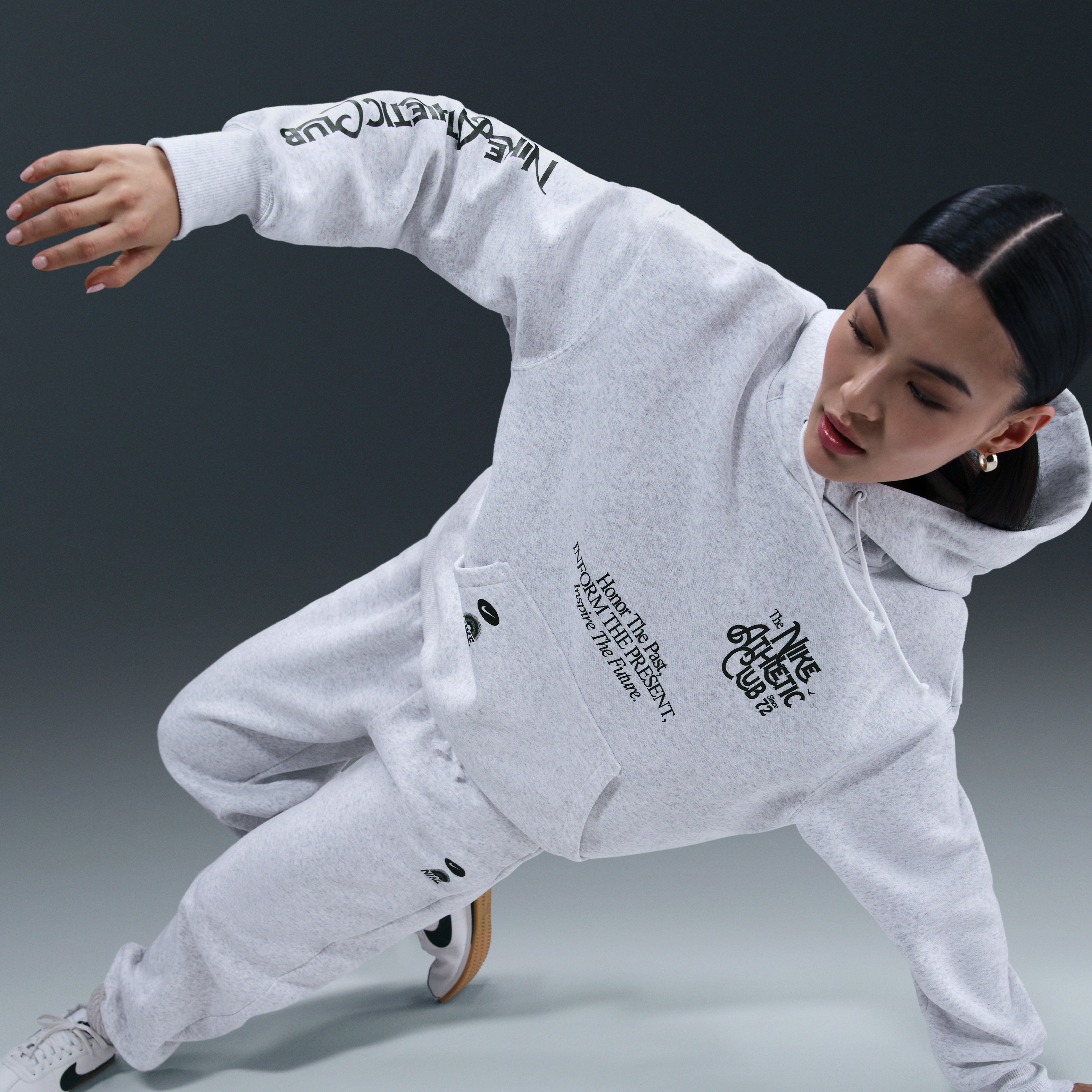 Nike Sportswear Phoenix Fleece Women's Oversized Pullover Hoodie