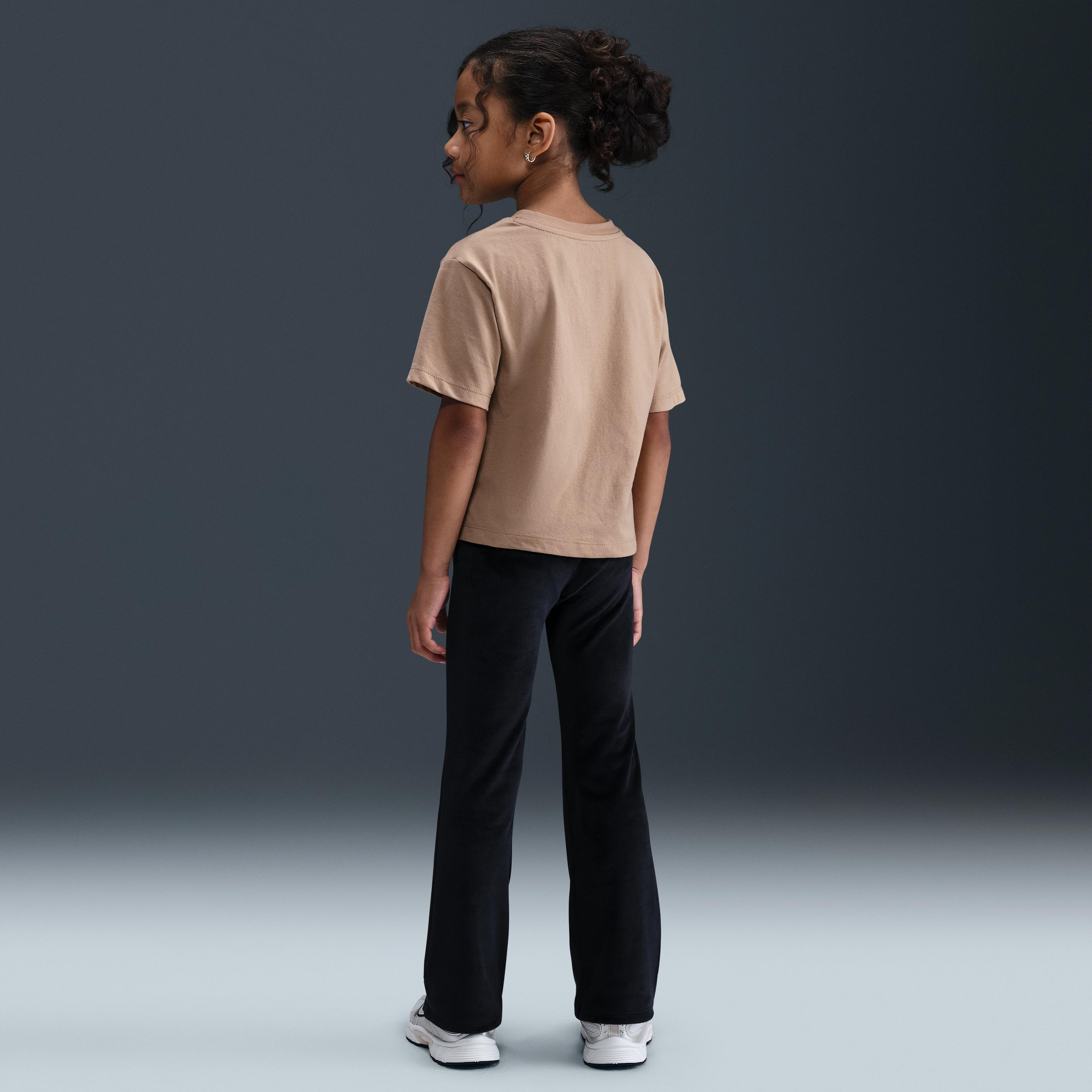 Nike Wild Warmth Little Kids' Boxy T-Shirt