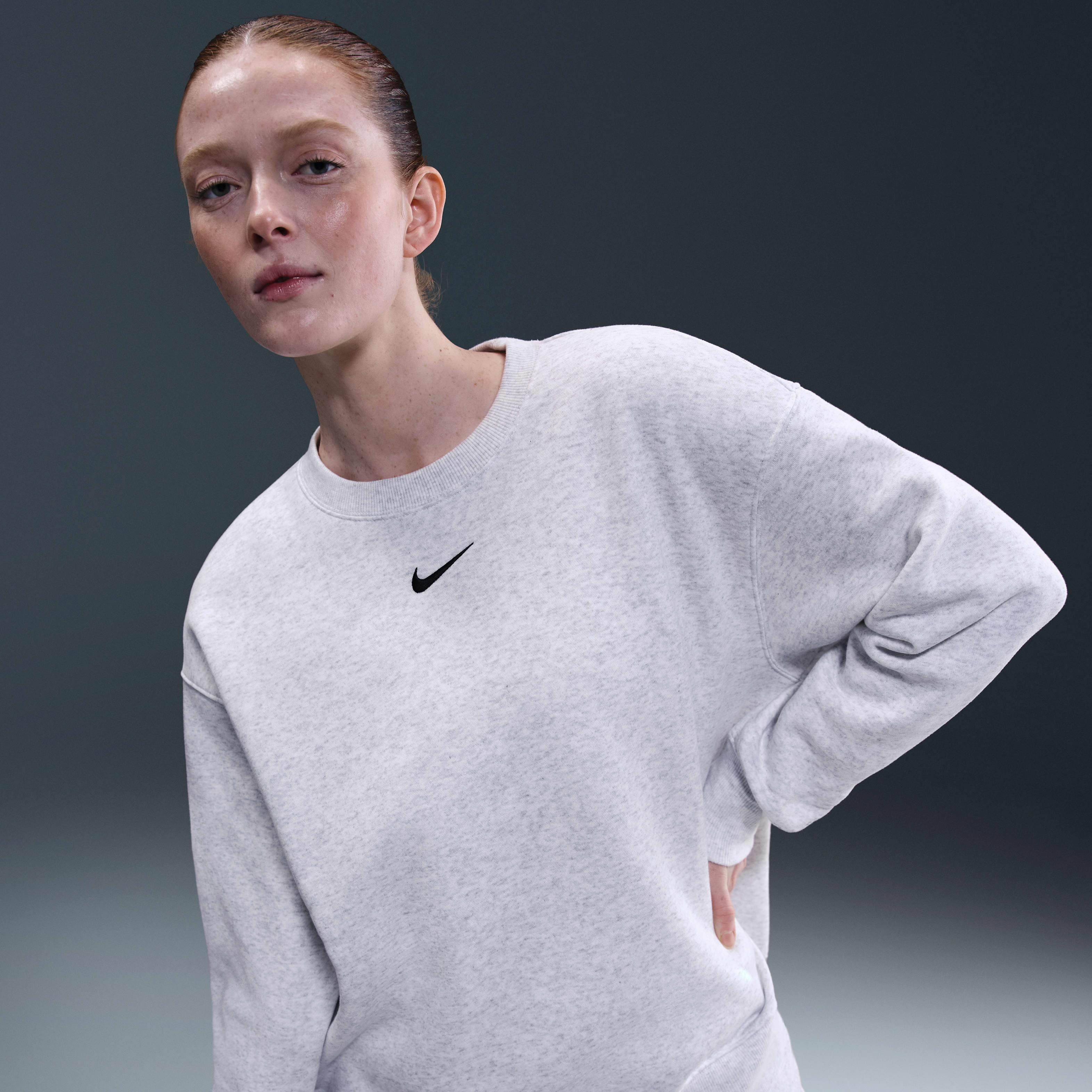 Nike Sportswear Phoenix Fleece Women's Oversized Crew-Neck Sweatshirt