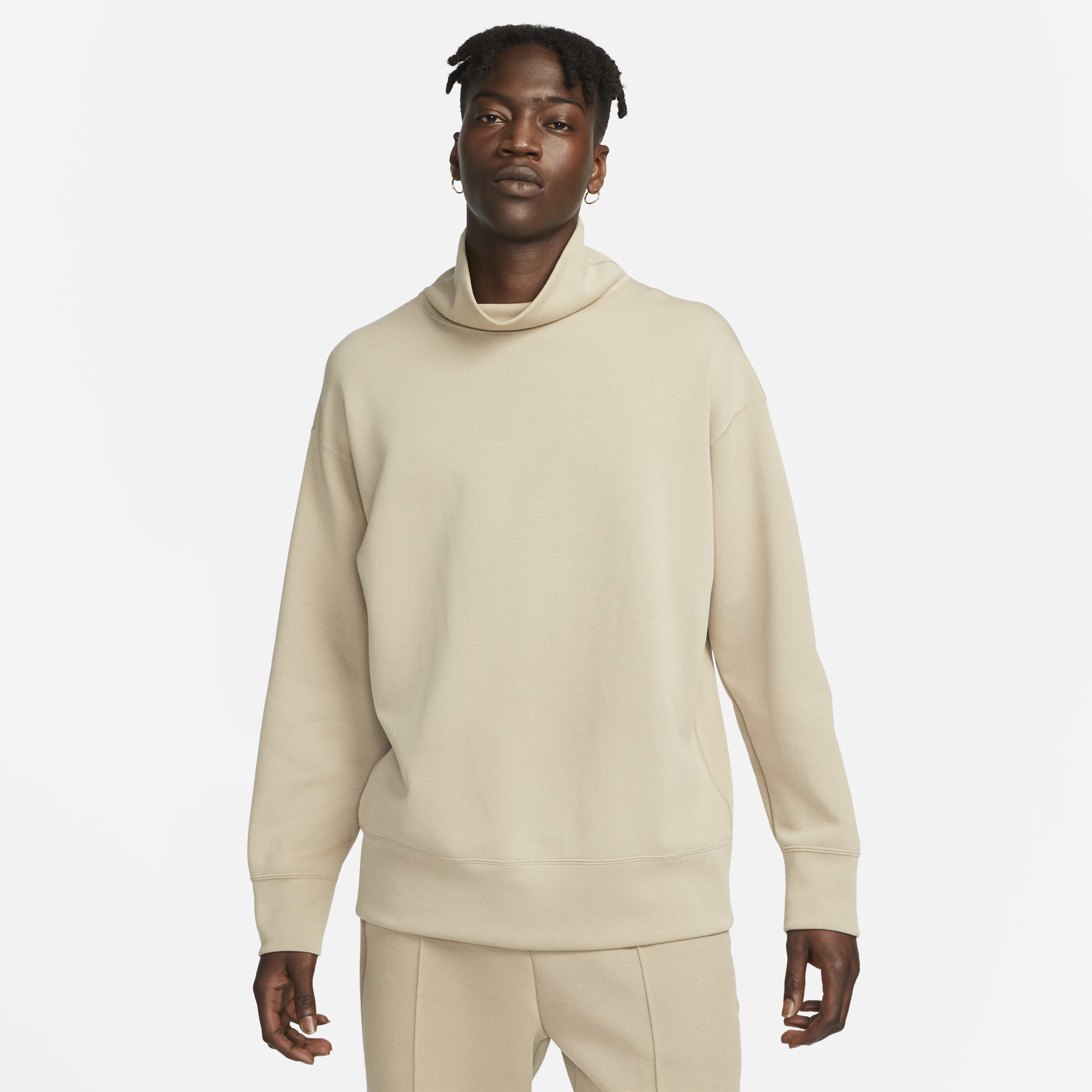 Nike Sportswear Tech Fleece Reimagined Men's Oversized Turtleneck Sweatshirt