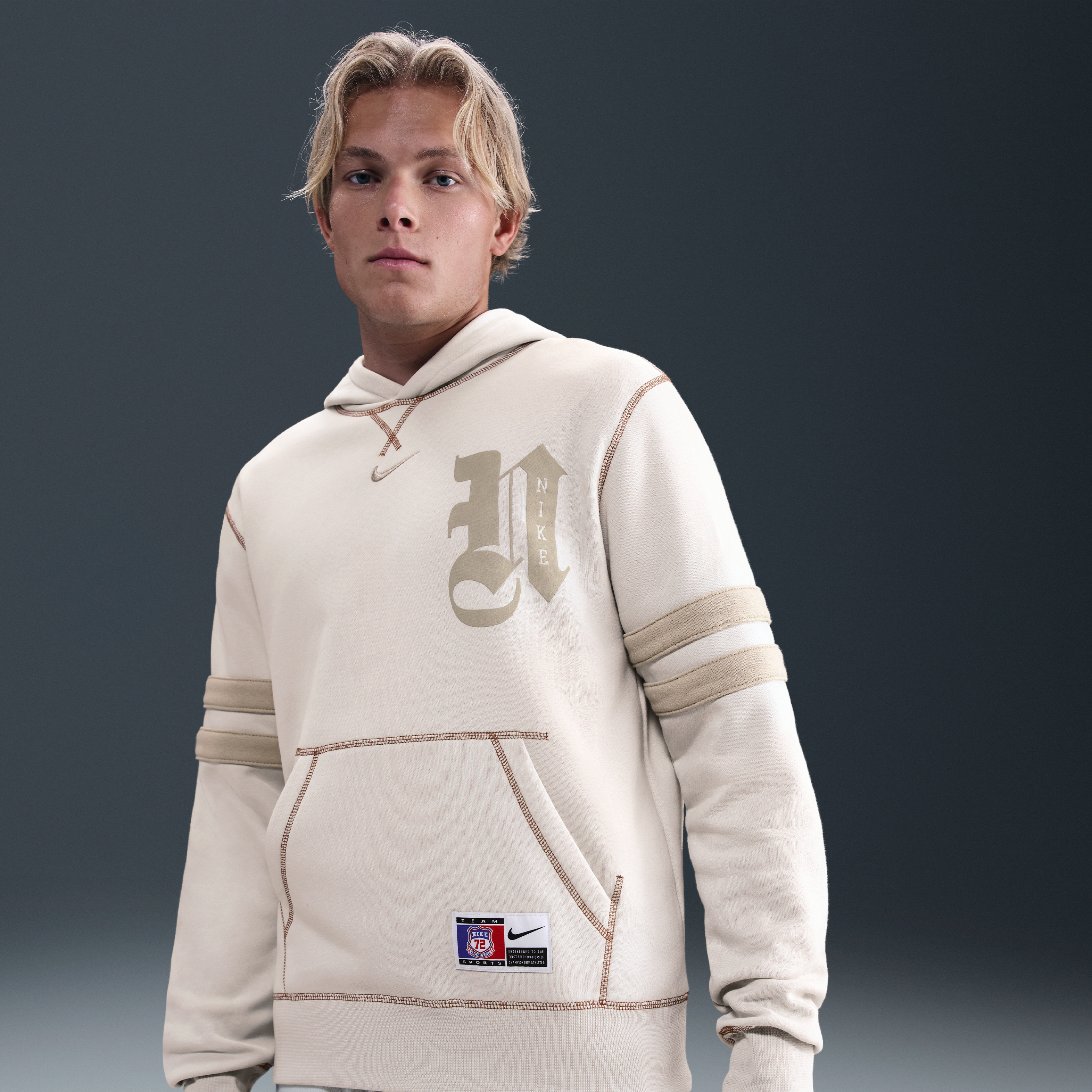 Nike Club Men's Fleece Pullover Hoodie
